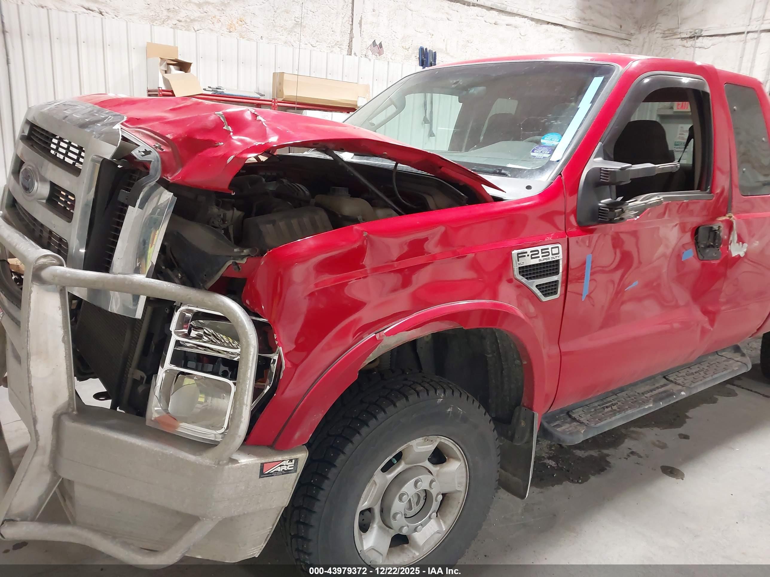 FORD F-250 image 6