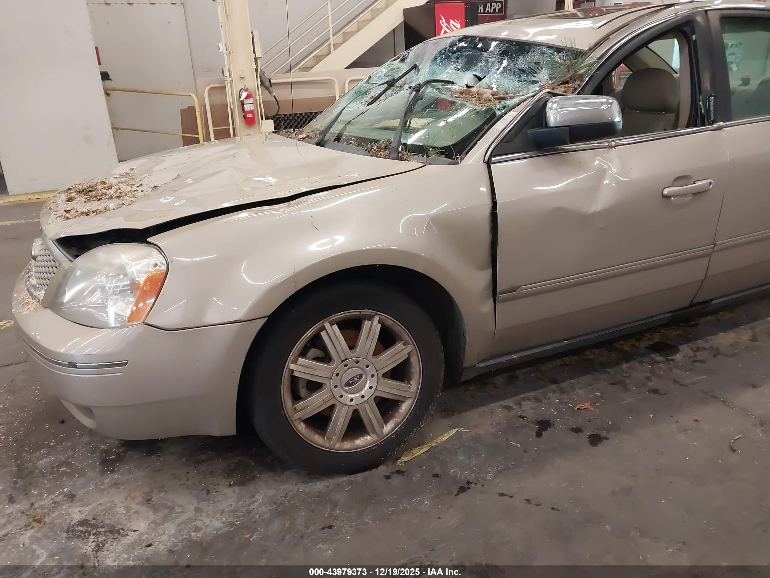 FORD FIVE image 6