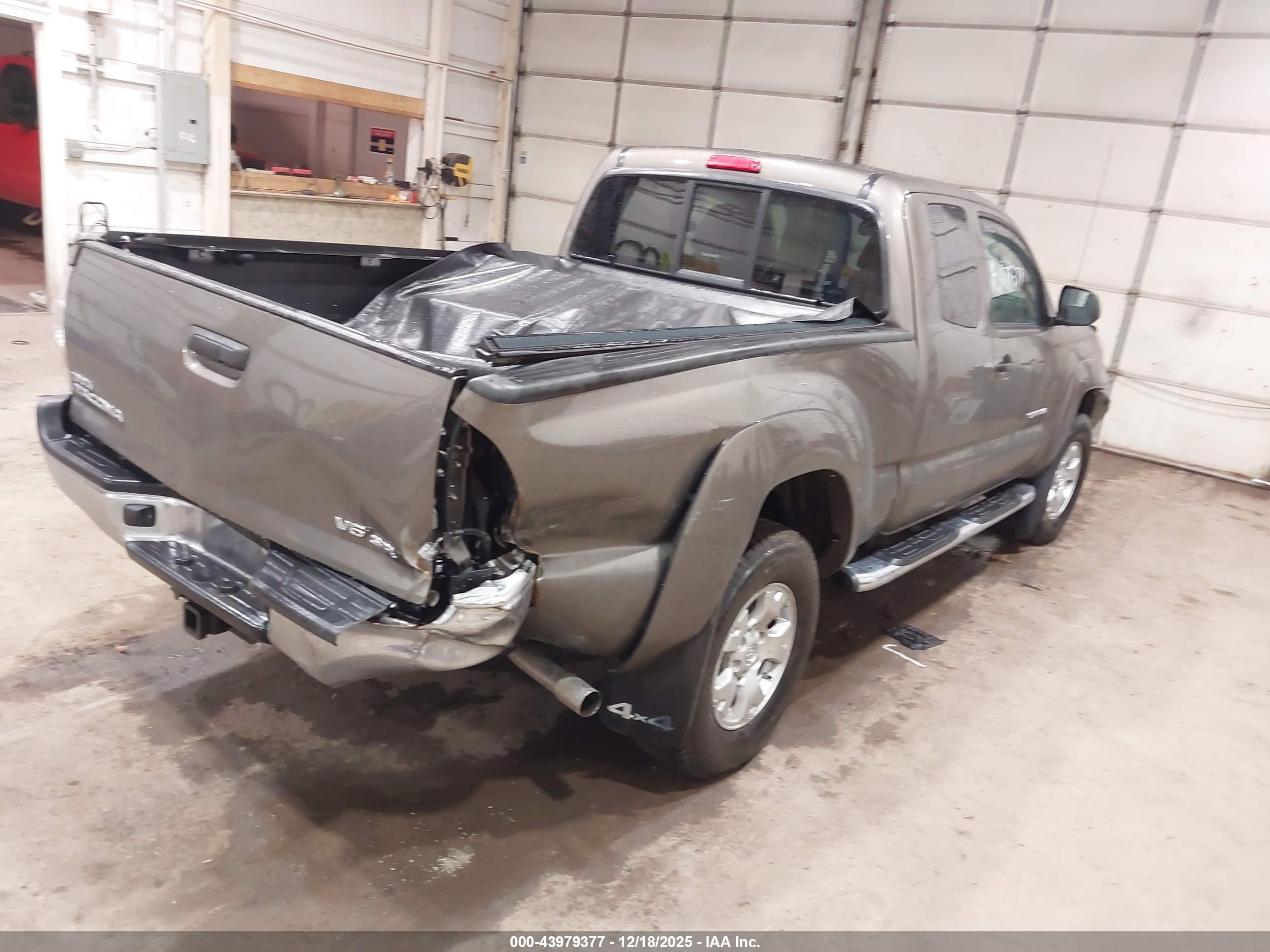TOYOTA TACOMA image 6