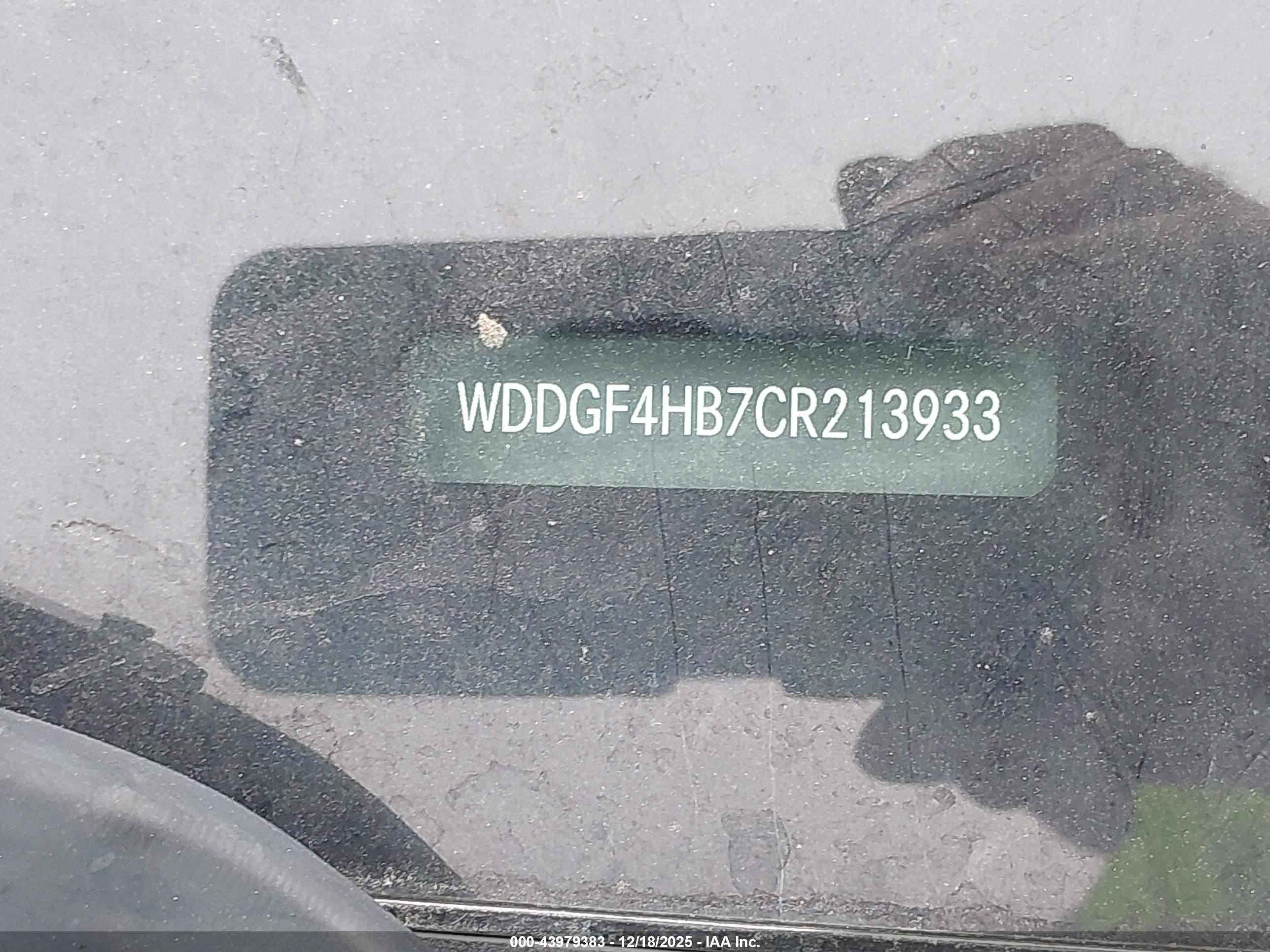 MERCEDES-BENZ C image 9