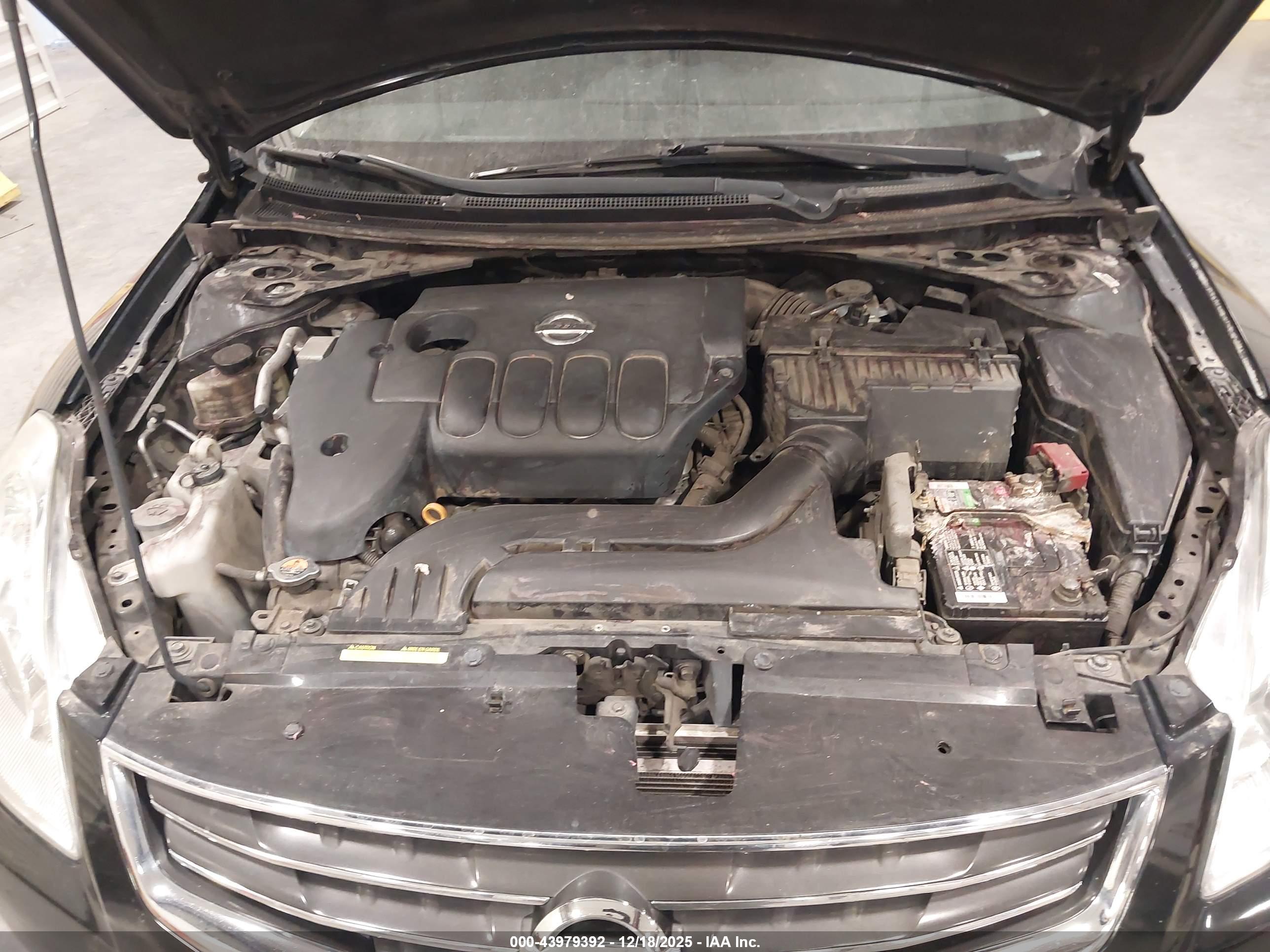 NISSAN ALTIMA image 10