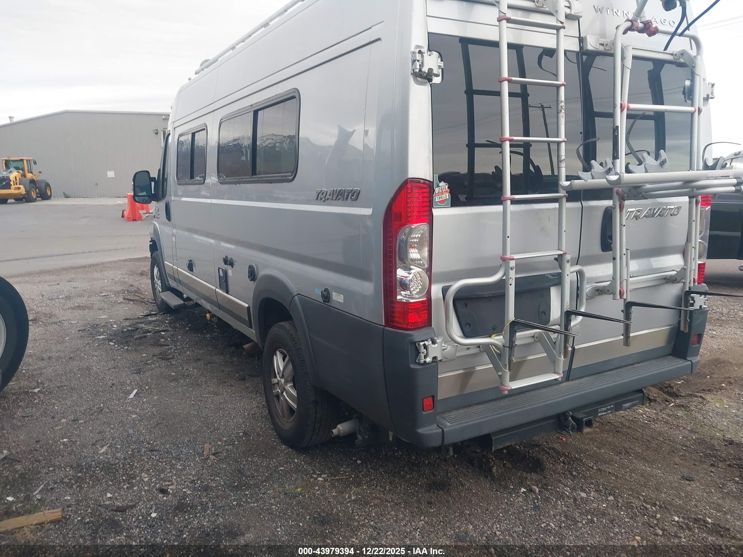 WINNEBAGO TRAVATO image 3