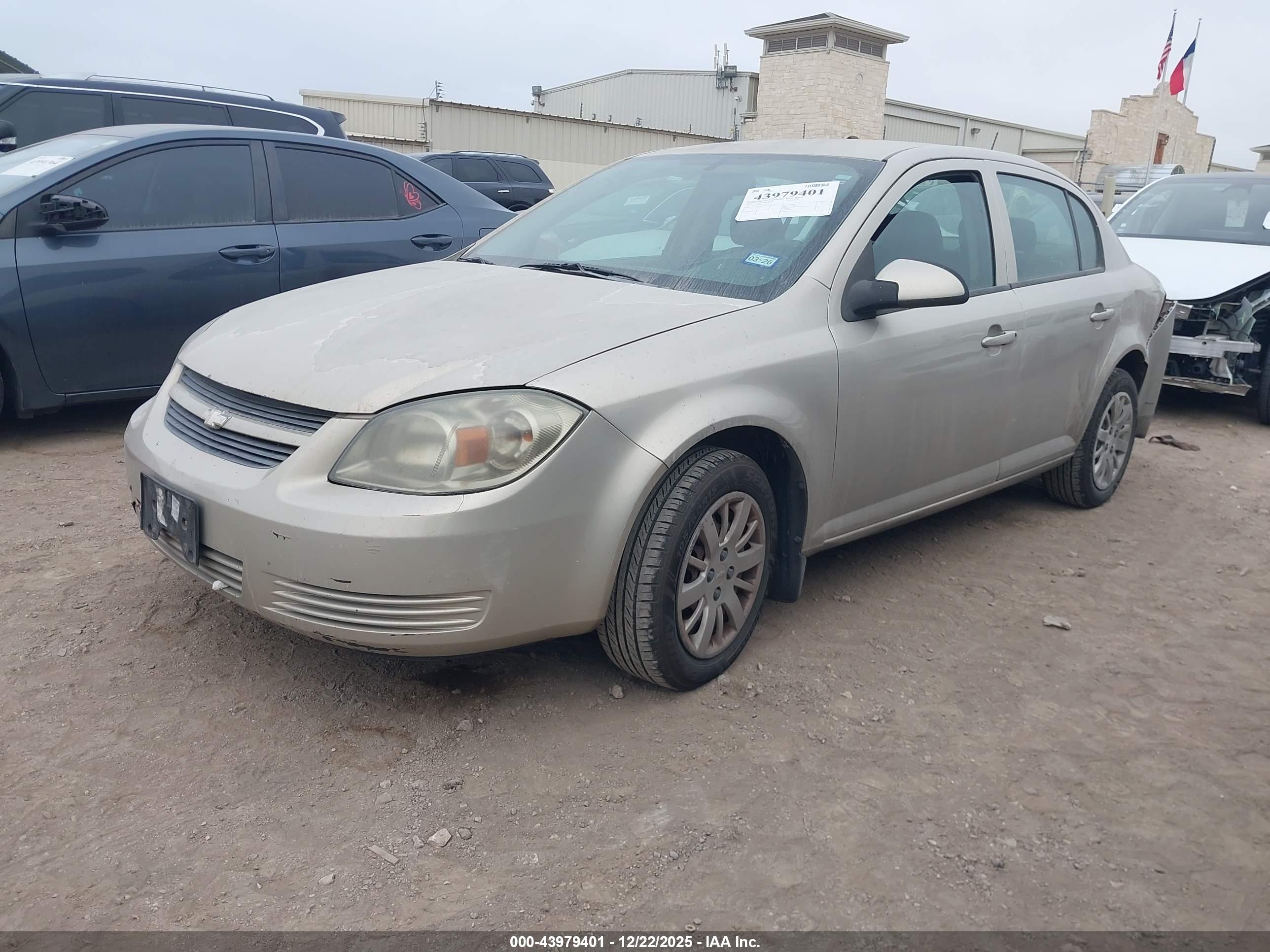 CHEVROLET COBALT image 2