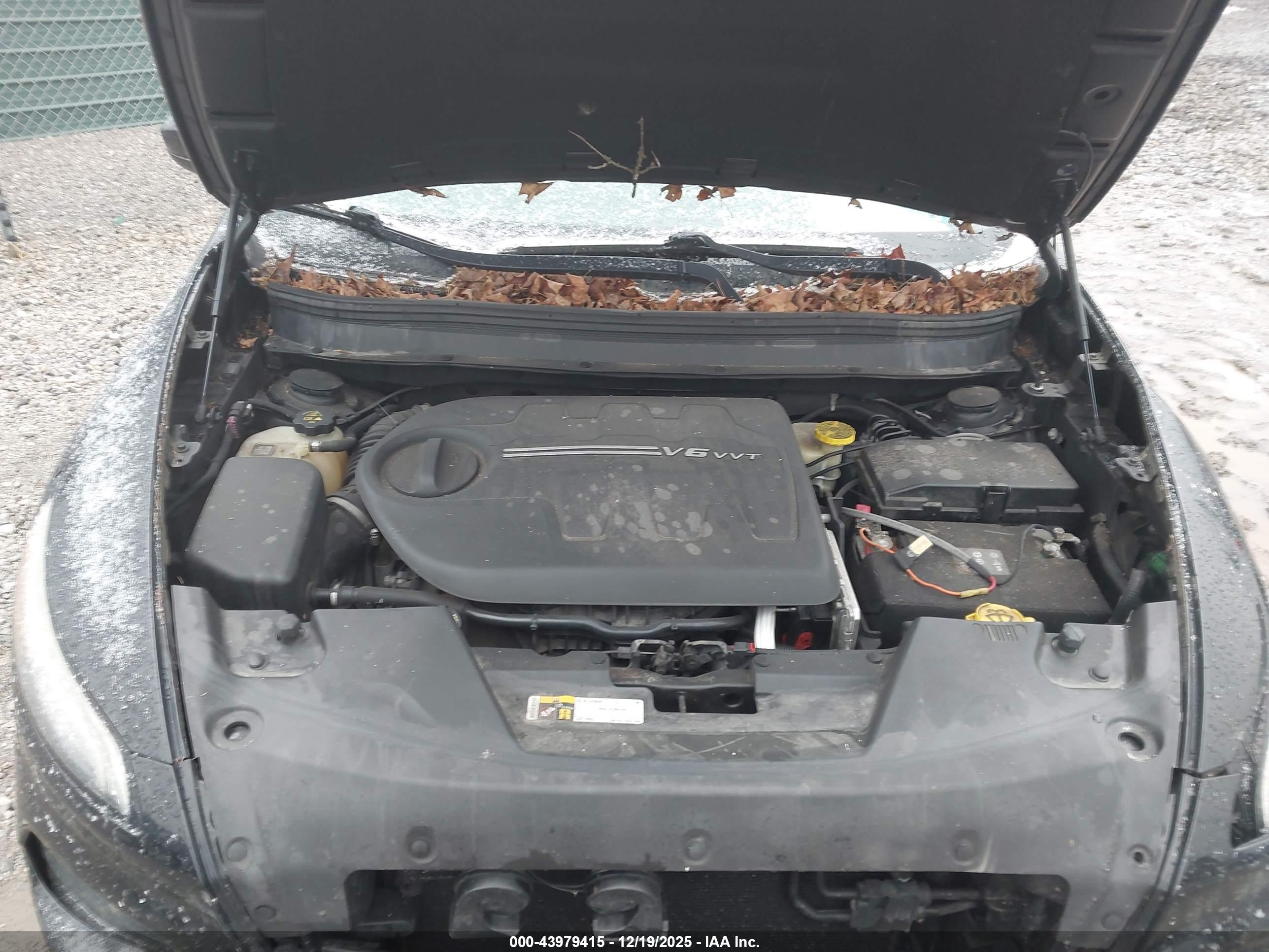 JEEP CHEROKEE image 10