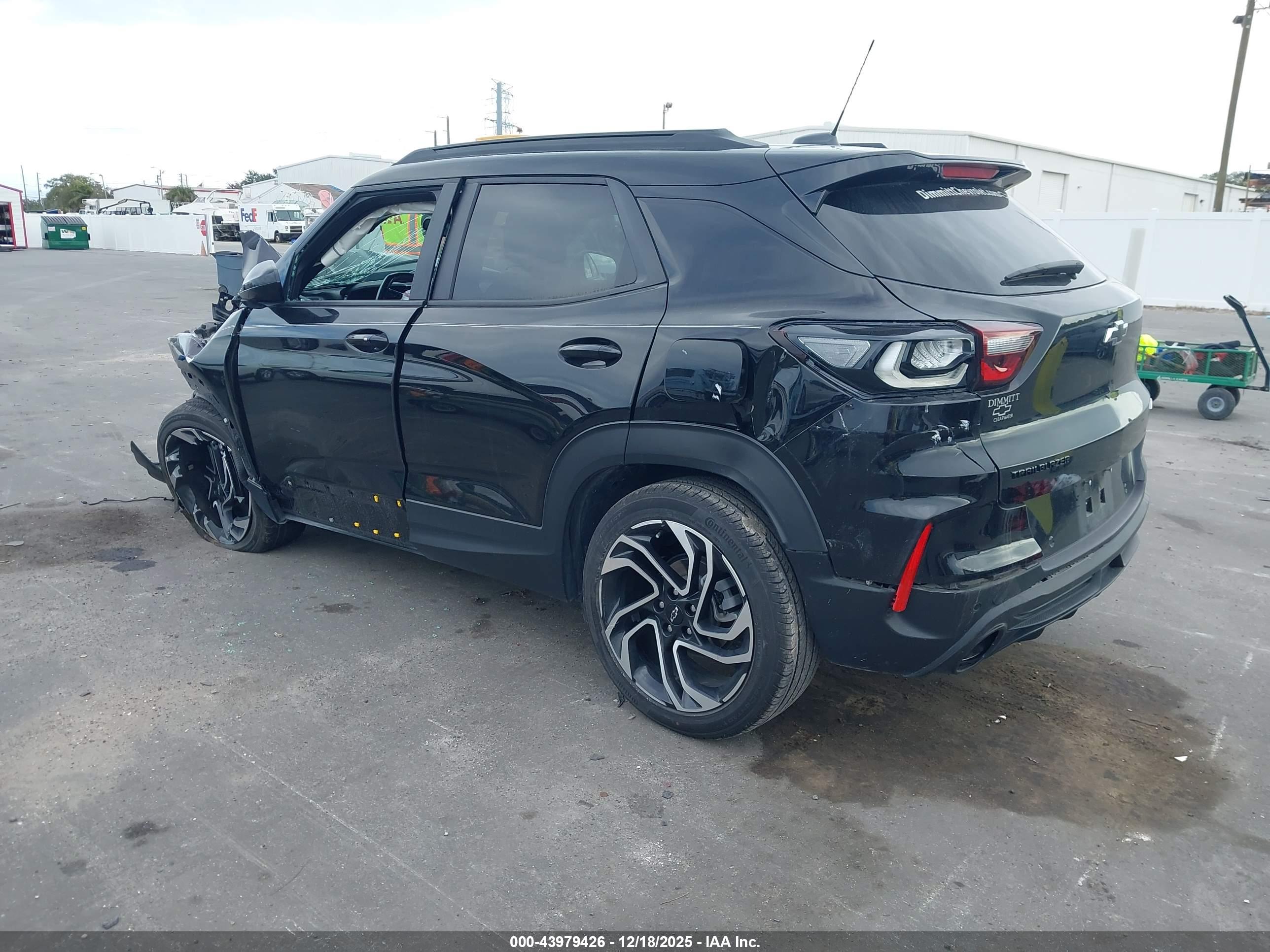 CHEVROLET TRAILBLAZER image 3