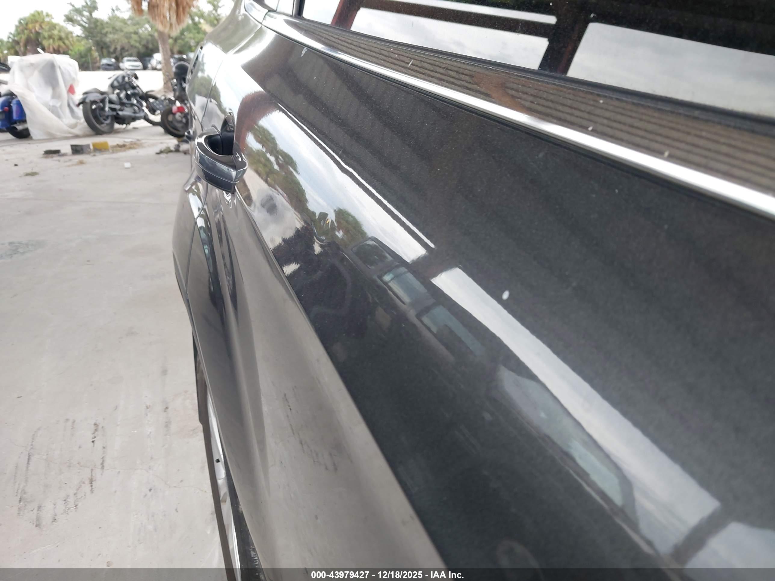 FORD ESCAPE image 6