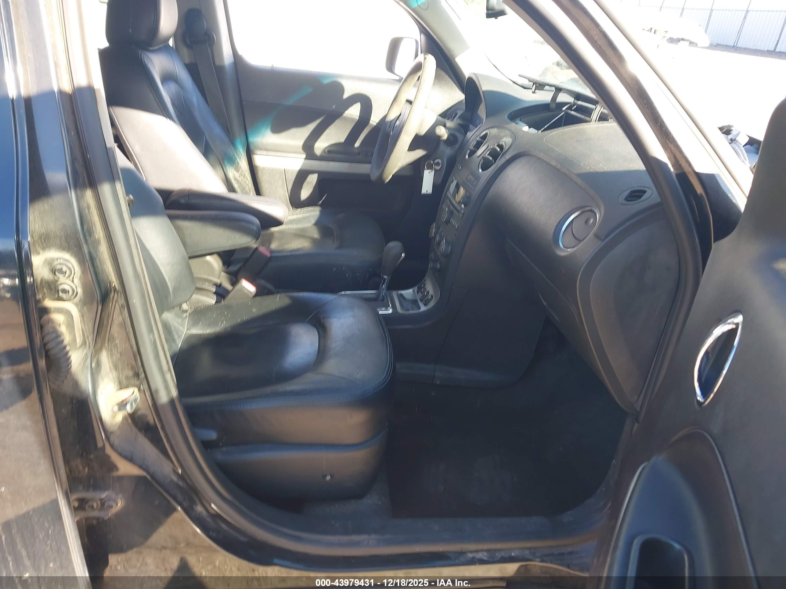 CHEVROLET HHR image 5