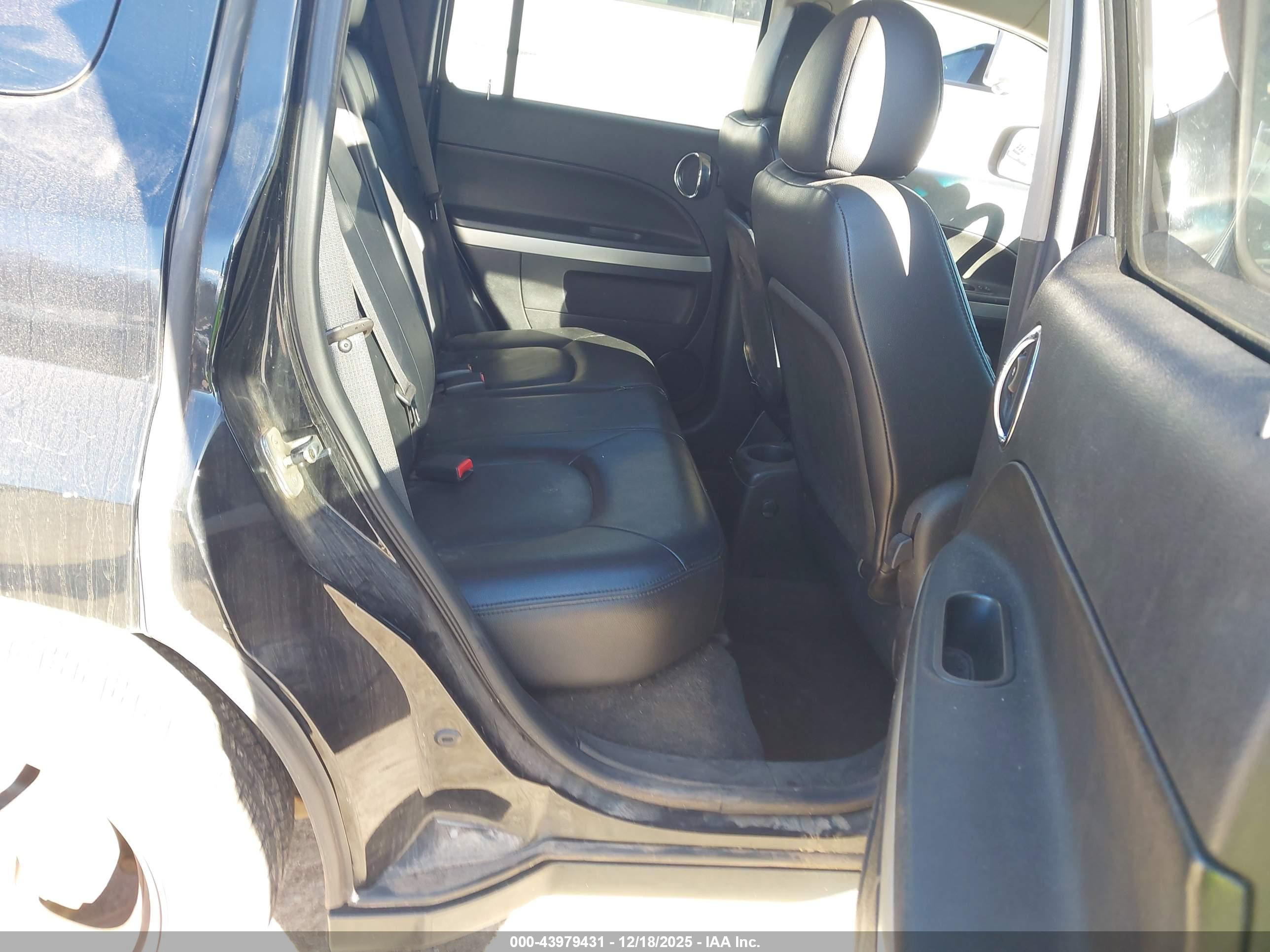 CHEVROLET HHR image 8
