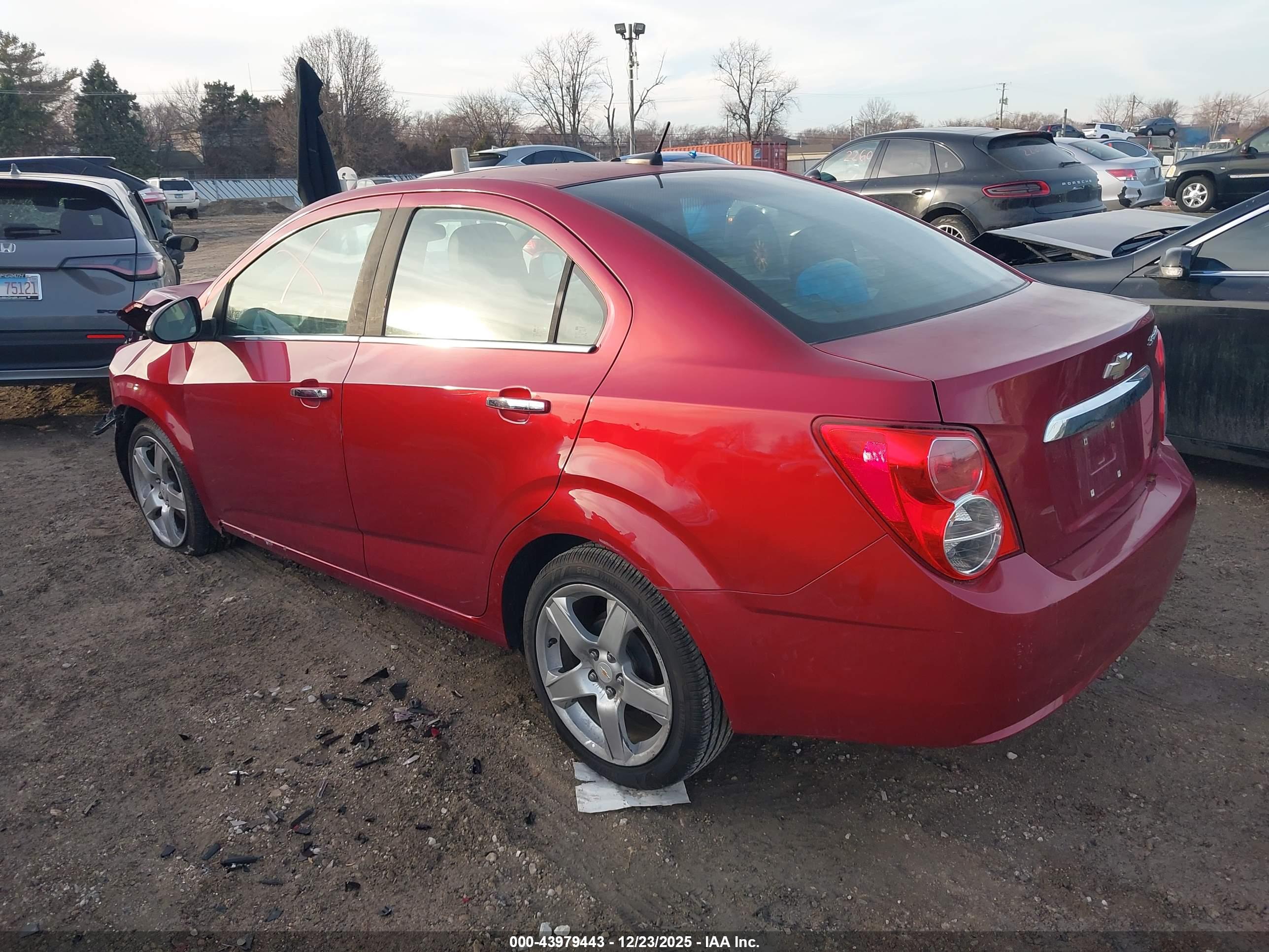 CHEVROLET SONIC image 3