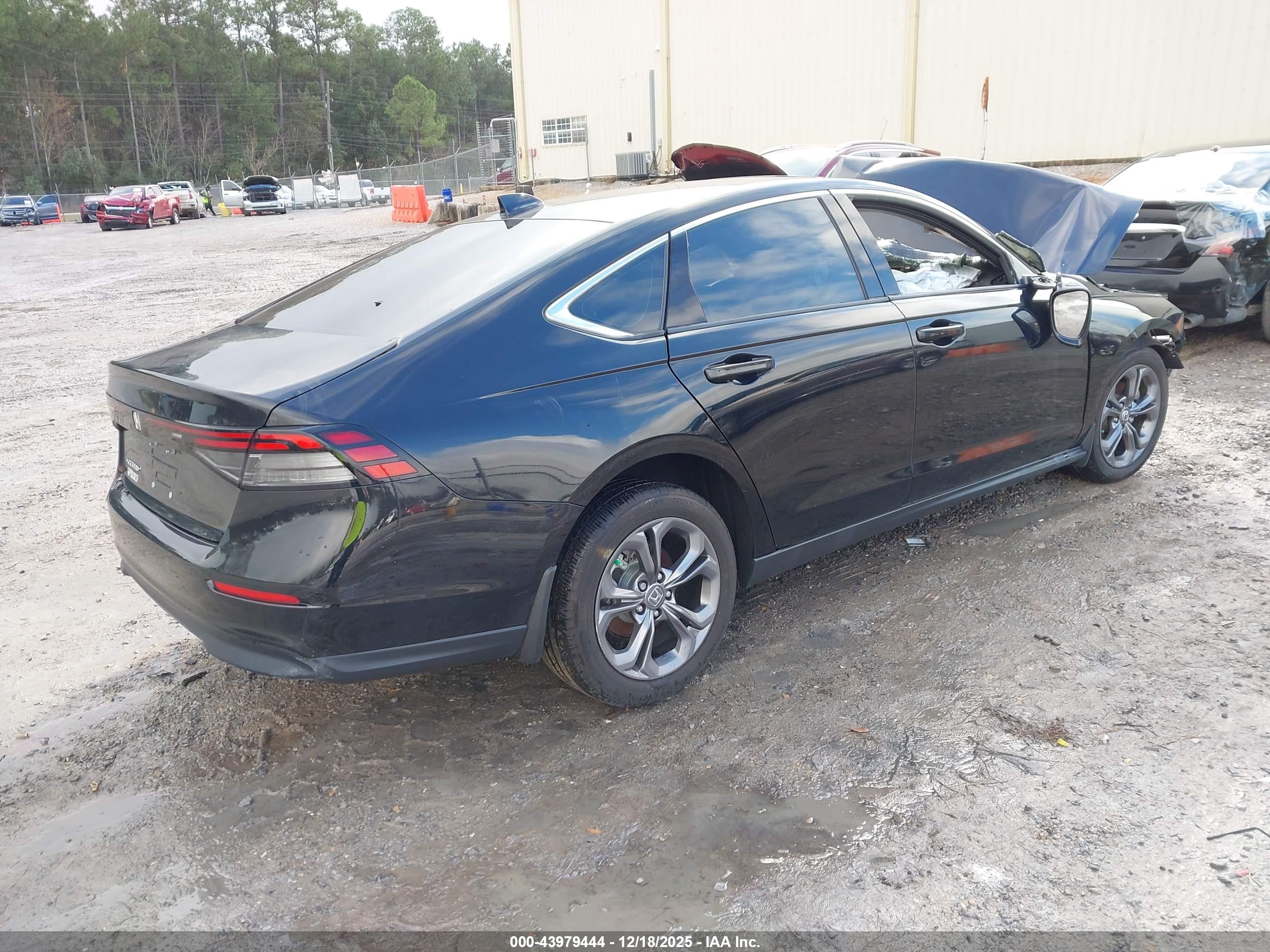HONDA ACCORD image 4