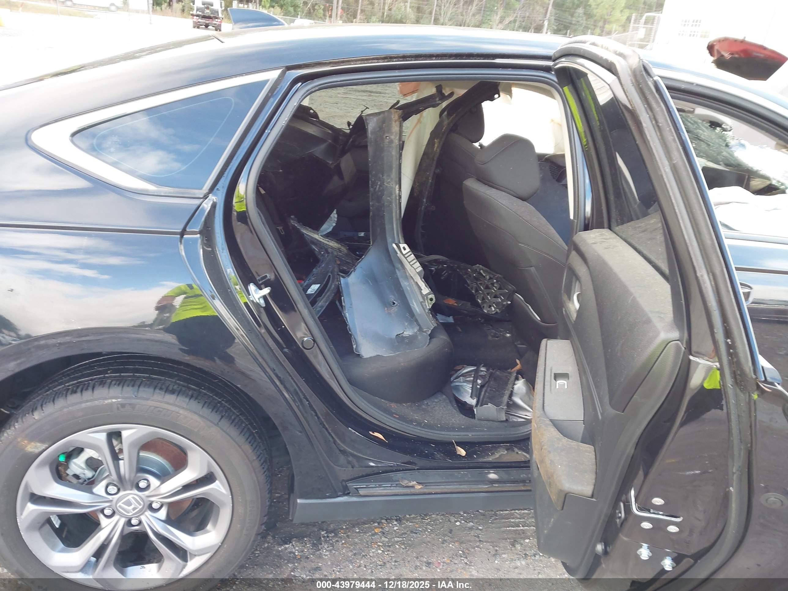 HONDA ACCORD image 8