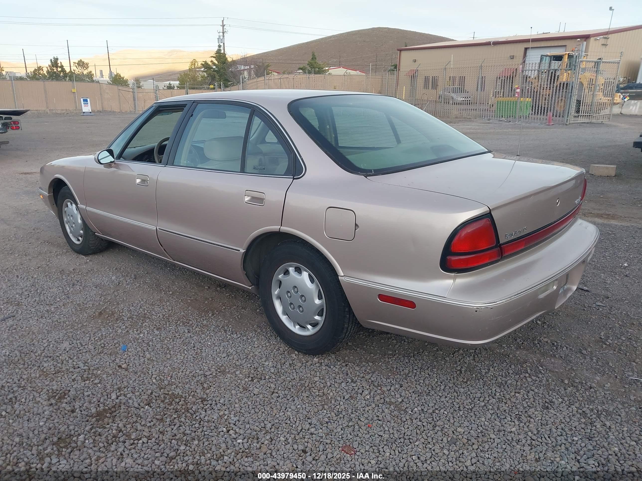 OLDSMOBILE EIGHTY-EIGHT image 3