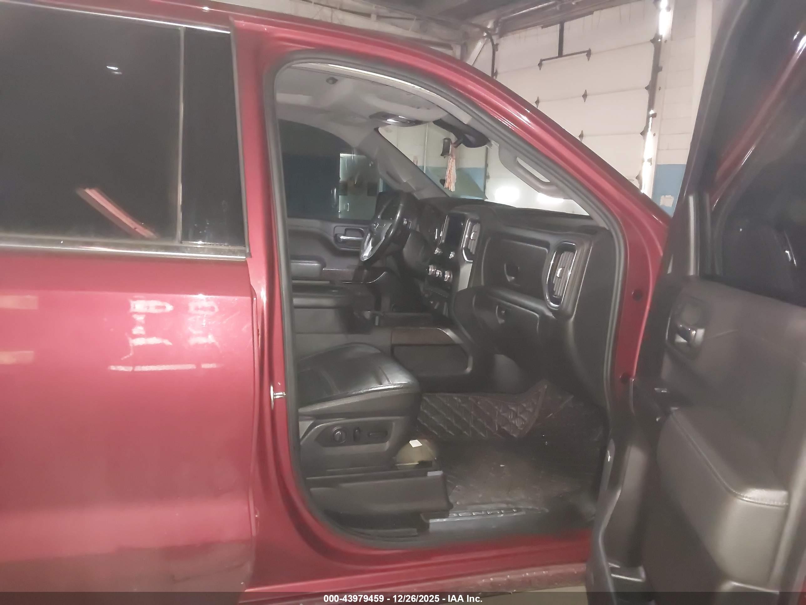 GMC SIERRA image 5