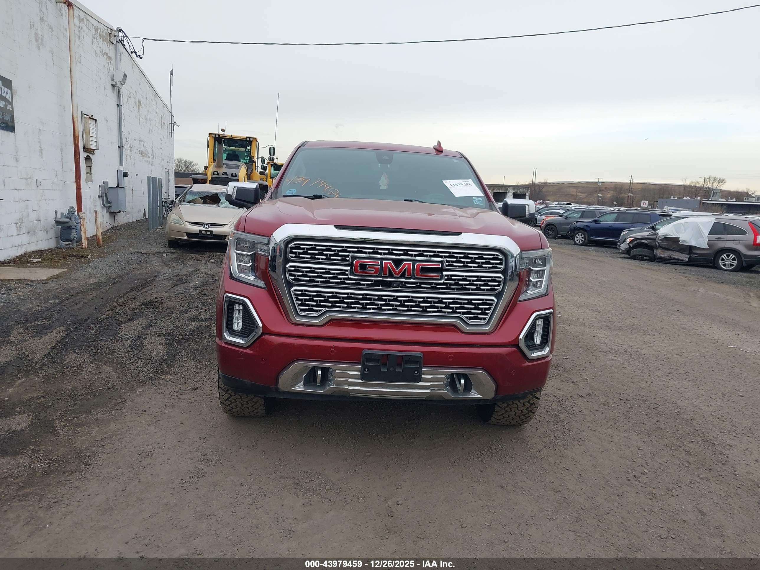 GMC SIERRA image 6