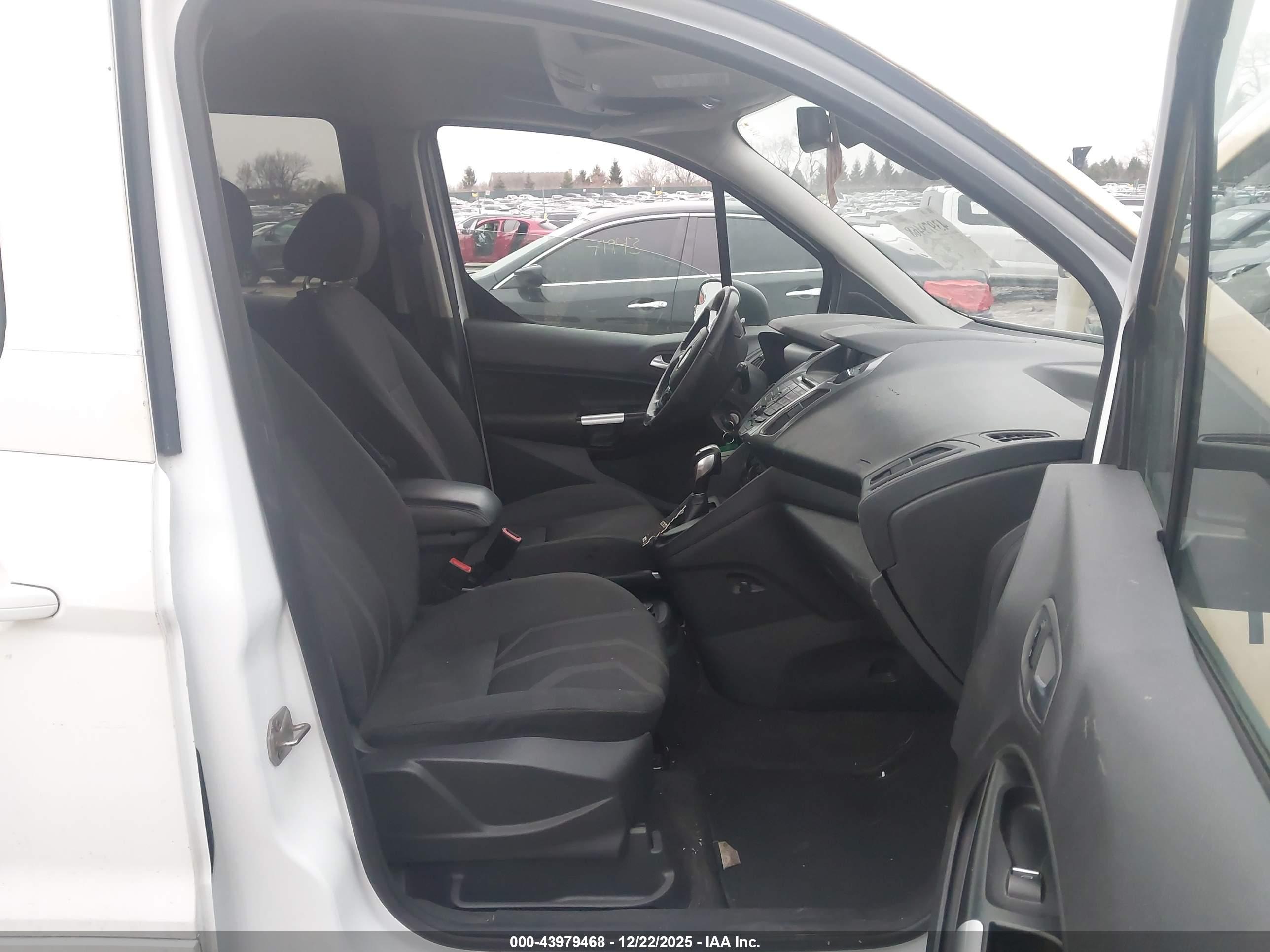 FORD TRANSIT image 5