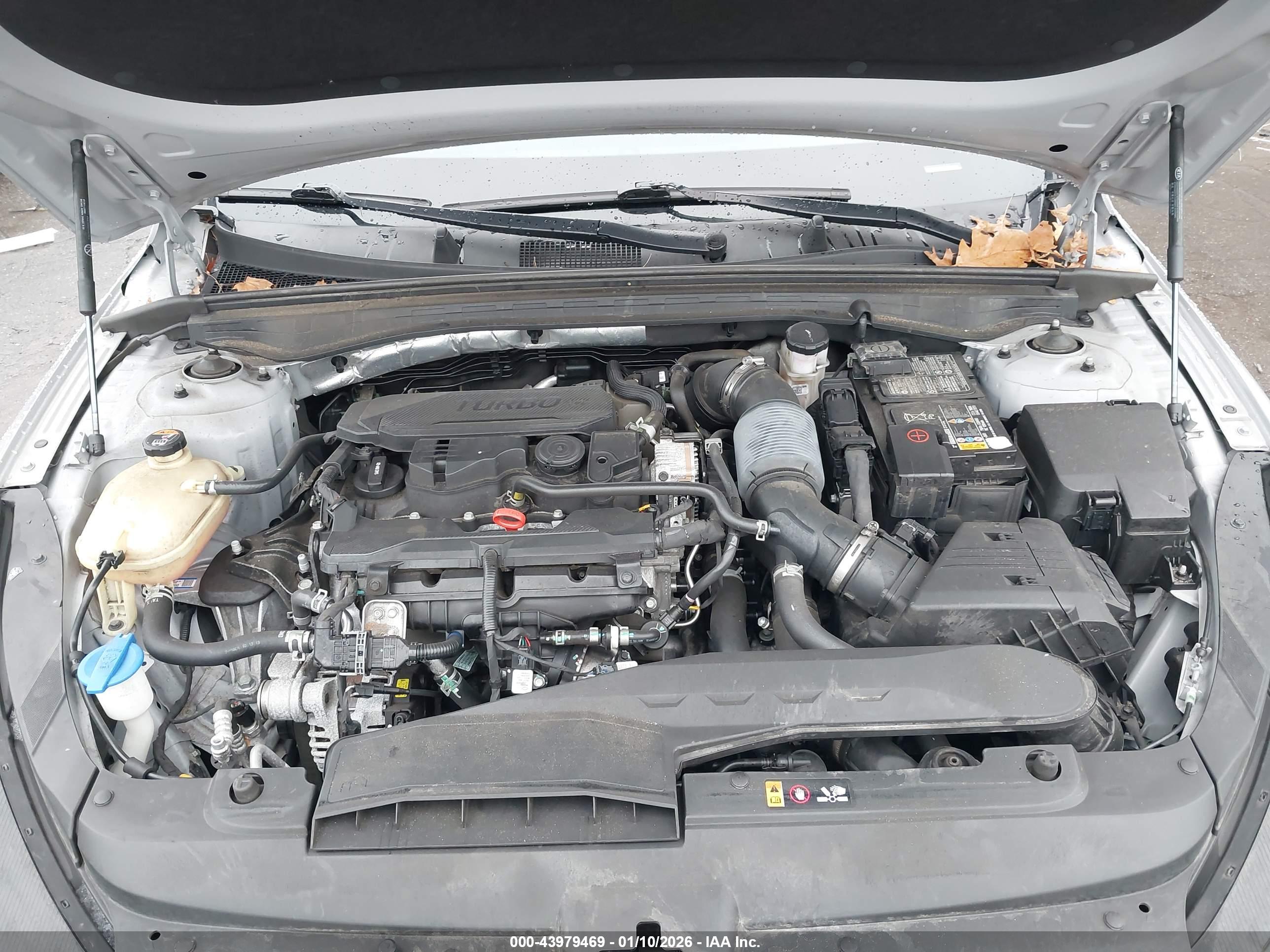 KIA K5 image 10