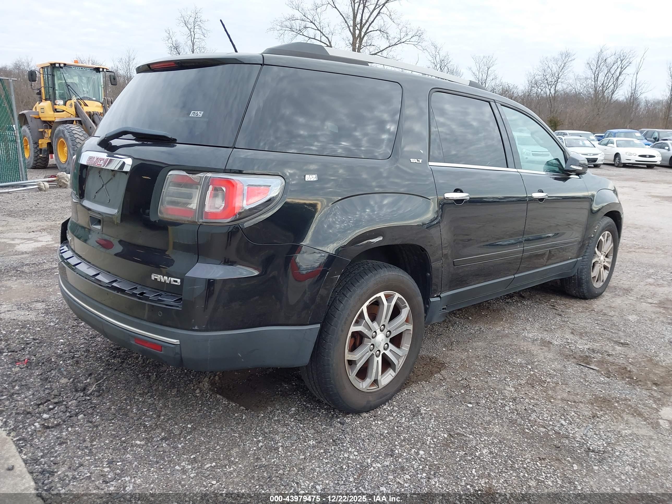 GMC ACADIA image 4