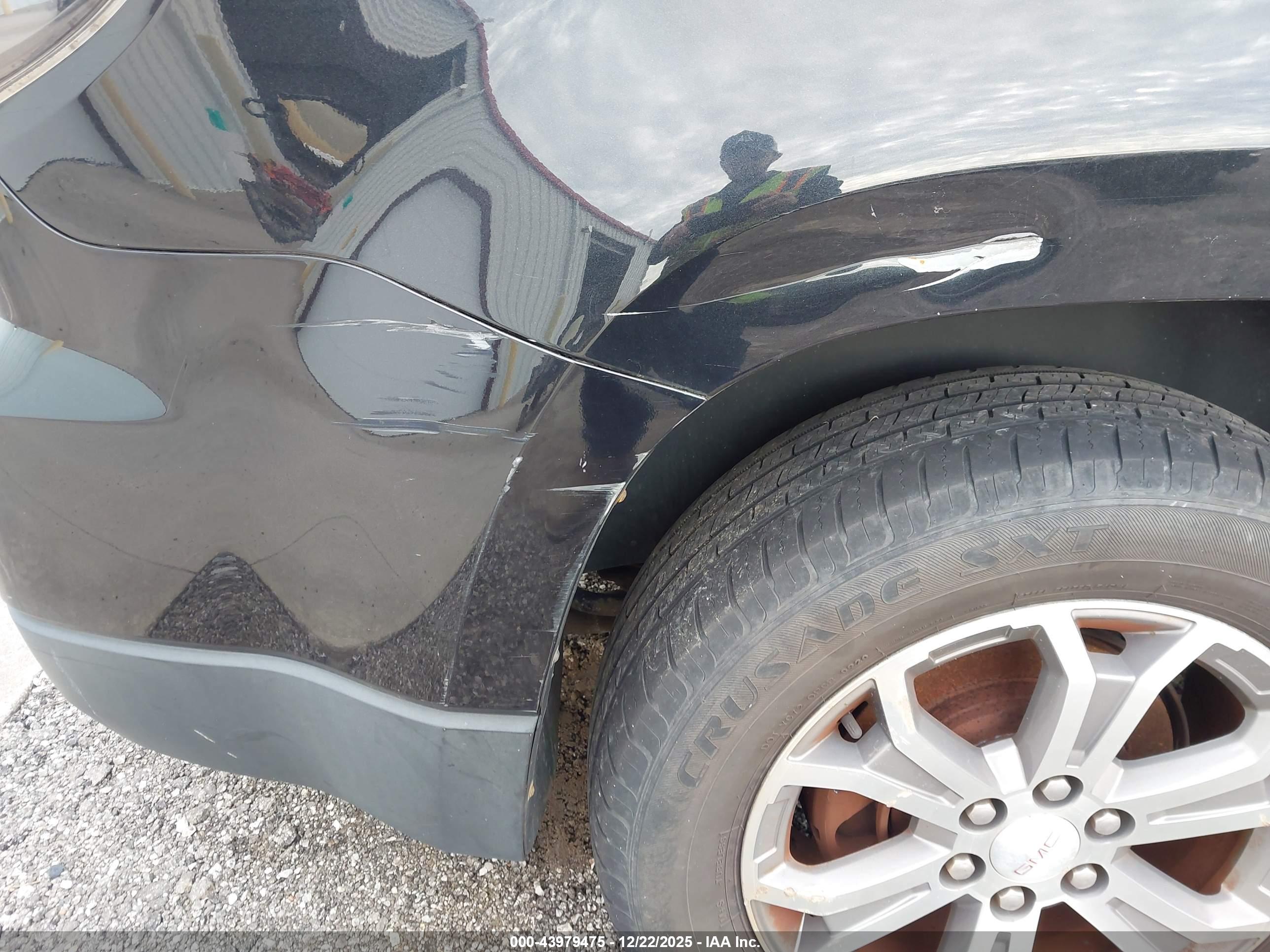 GMC ACADIA image 6