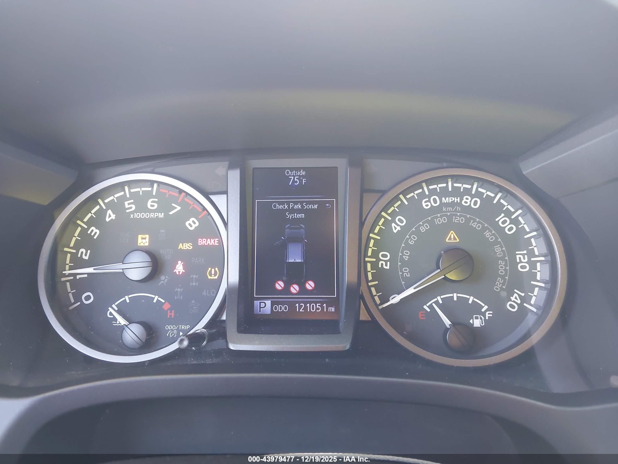 TOYOTA TACOMA image 7