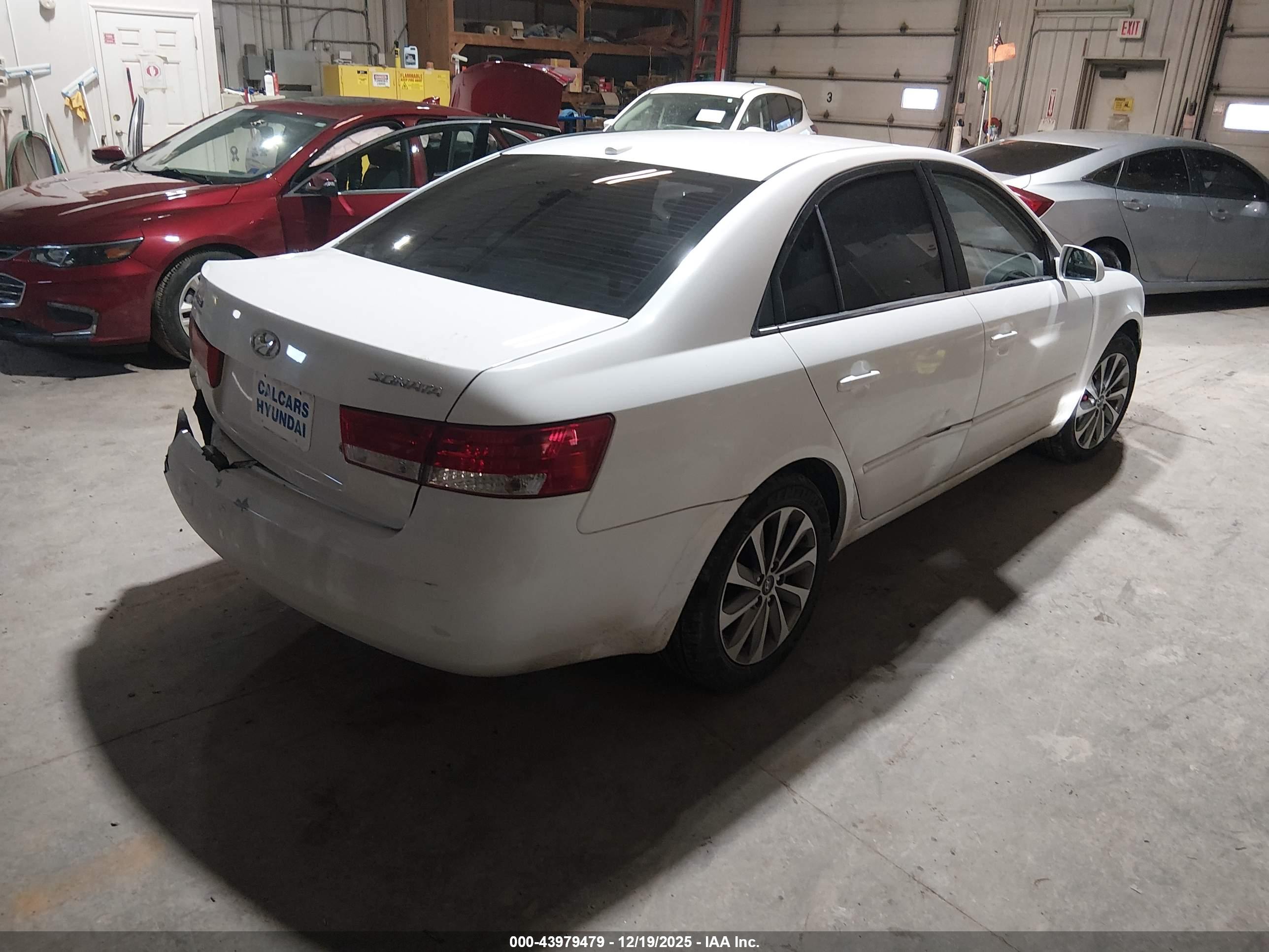 HYUNDAI SONATA image 4