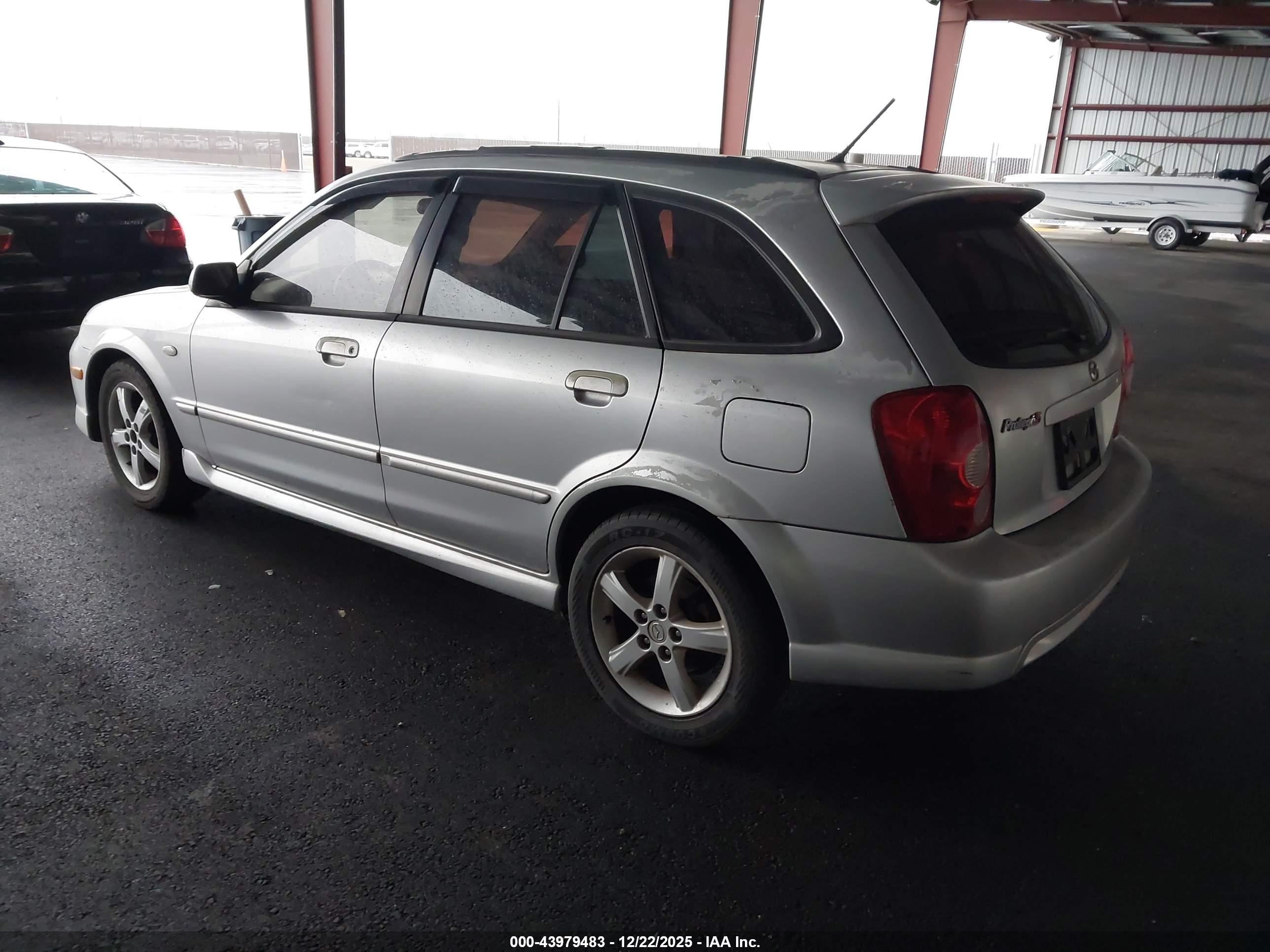 MAZDA PROTEGE5 image 3