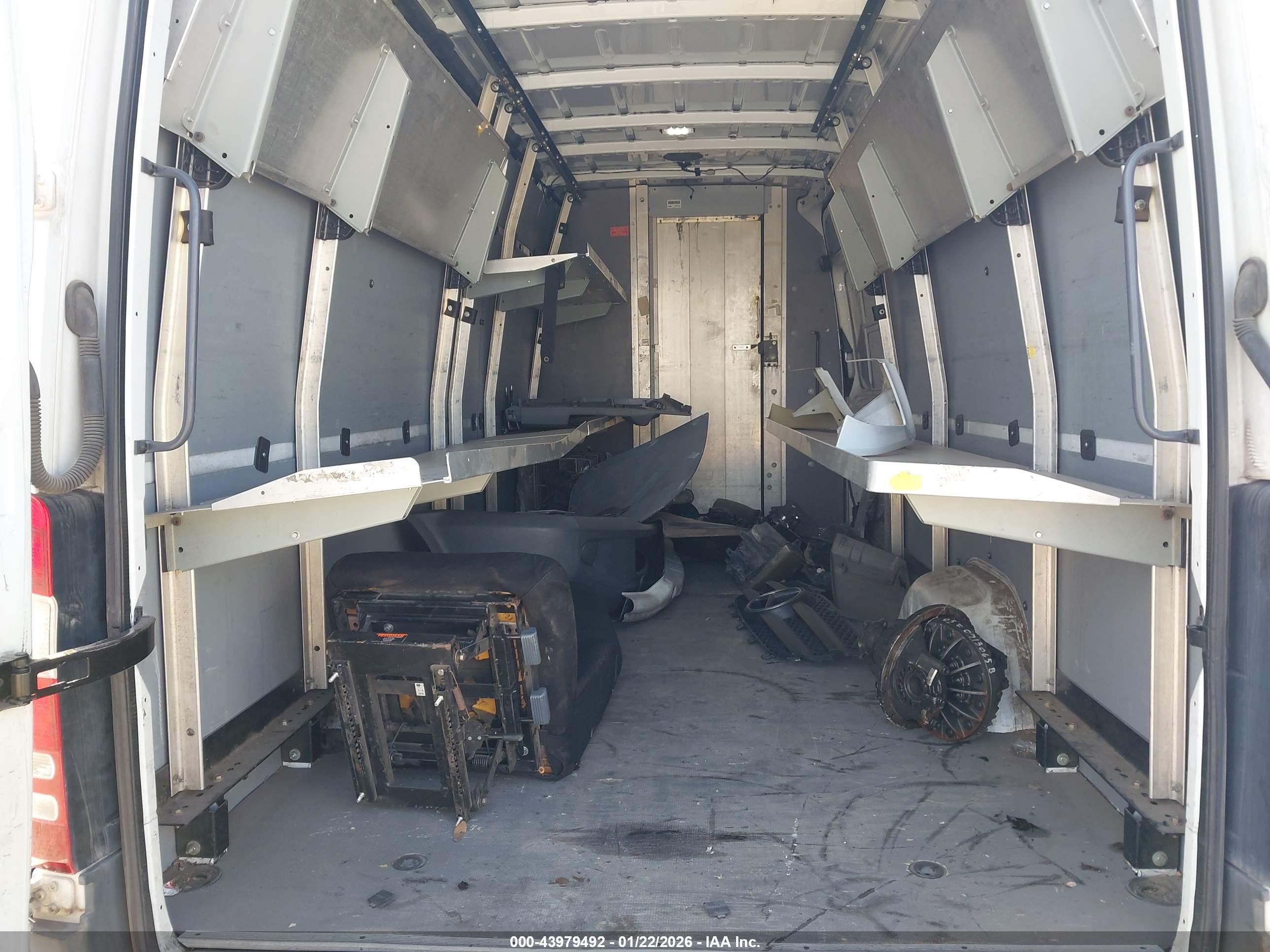 MERCEDES-BENZ SPRINTER image 8