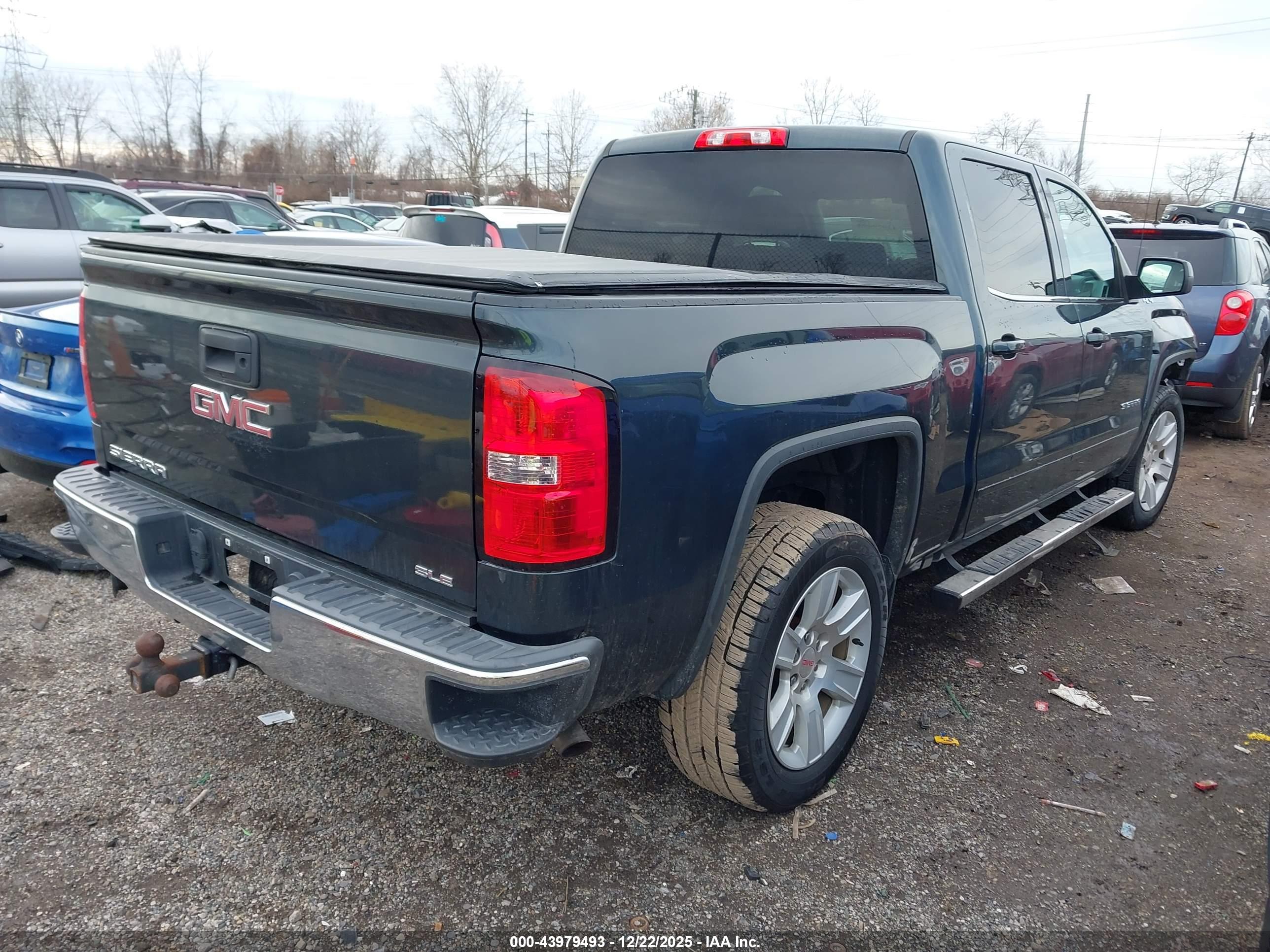 GMC SIERRA image 4