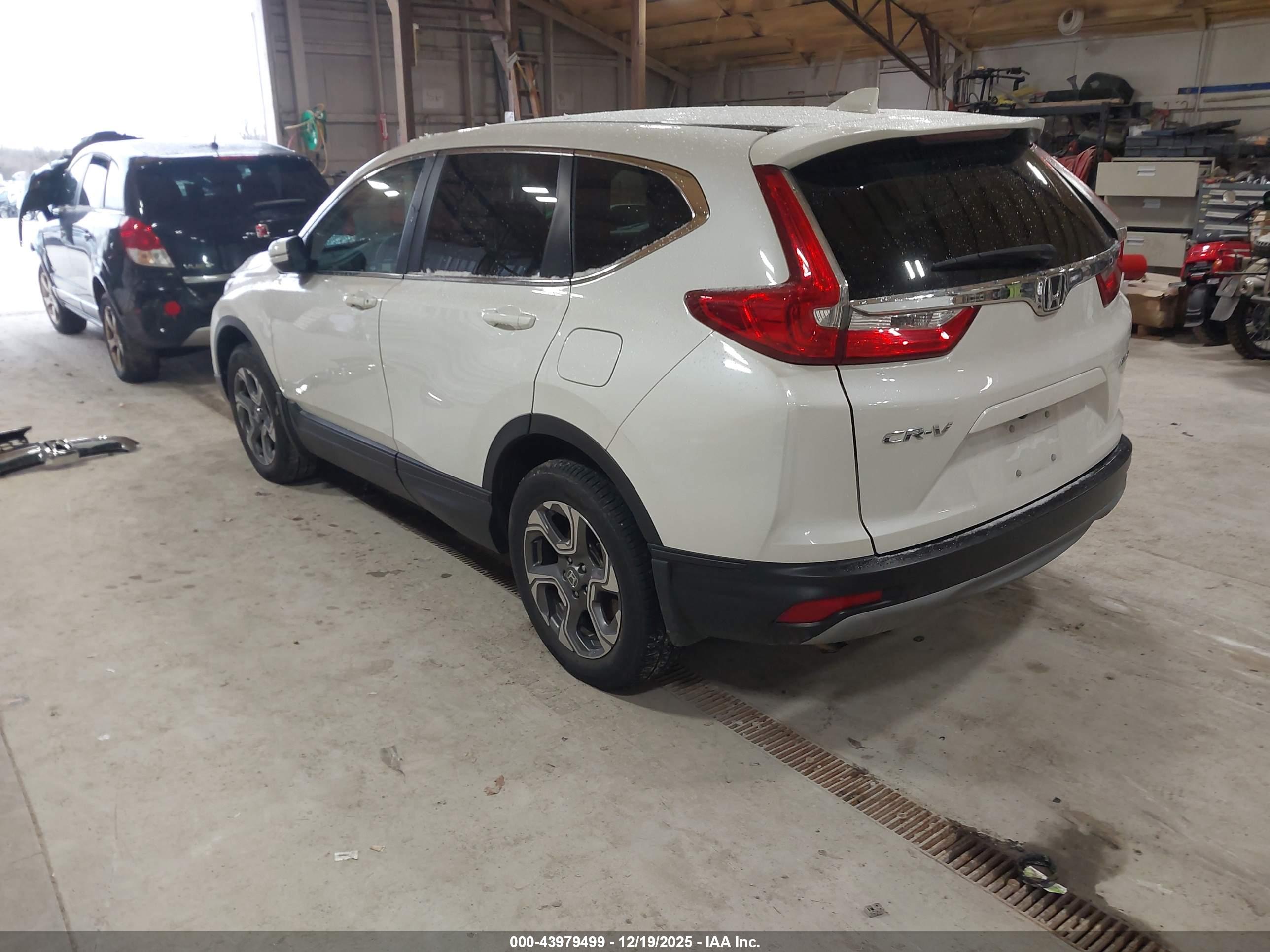 HONDA CR-V image 3