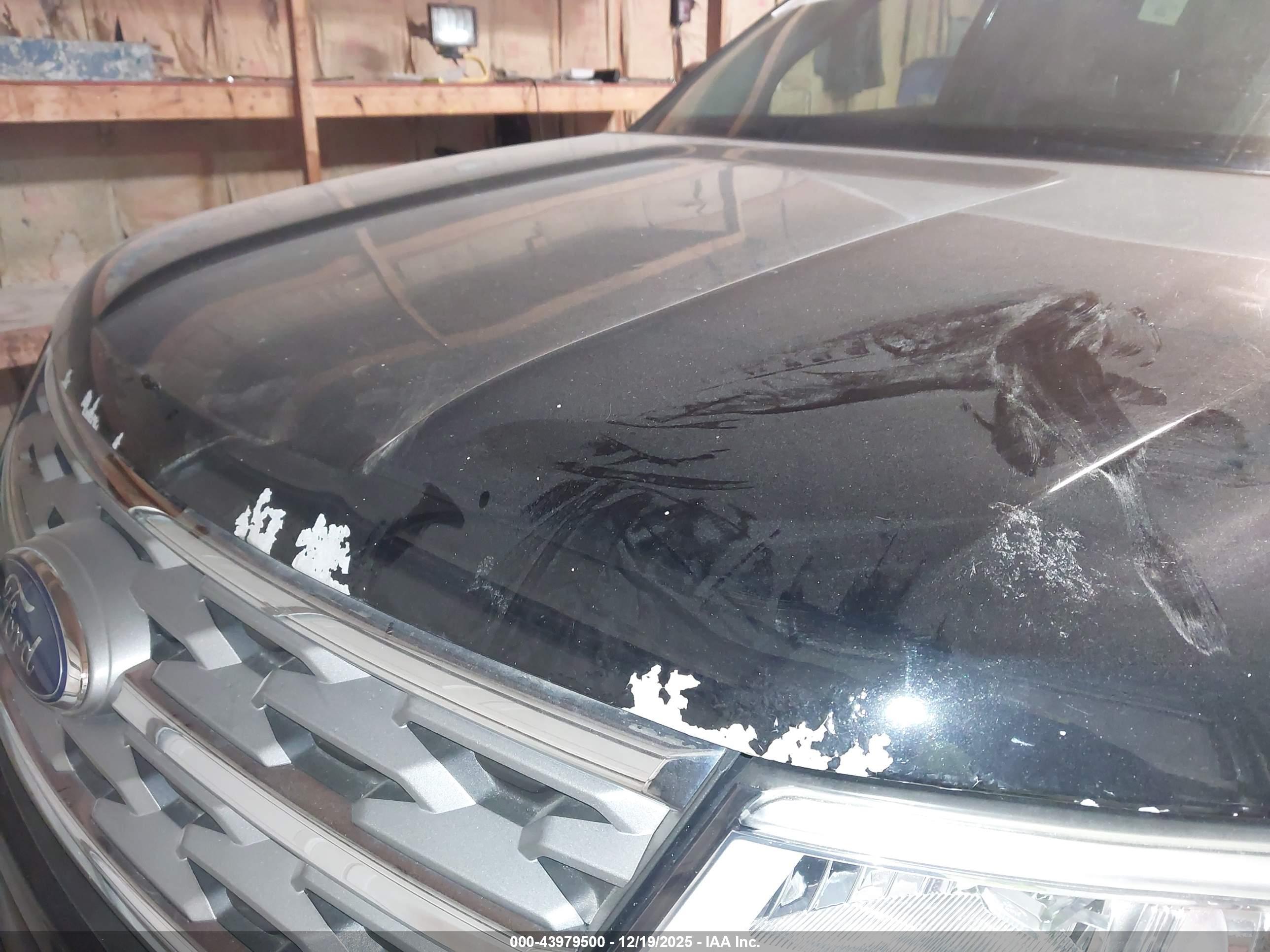 FORD EXPLORER image 6