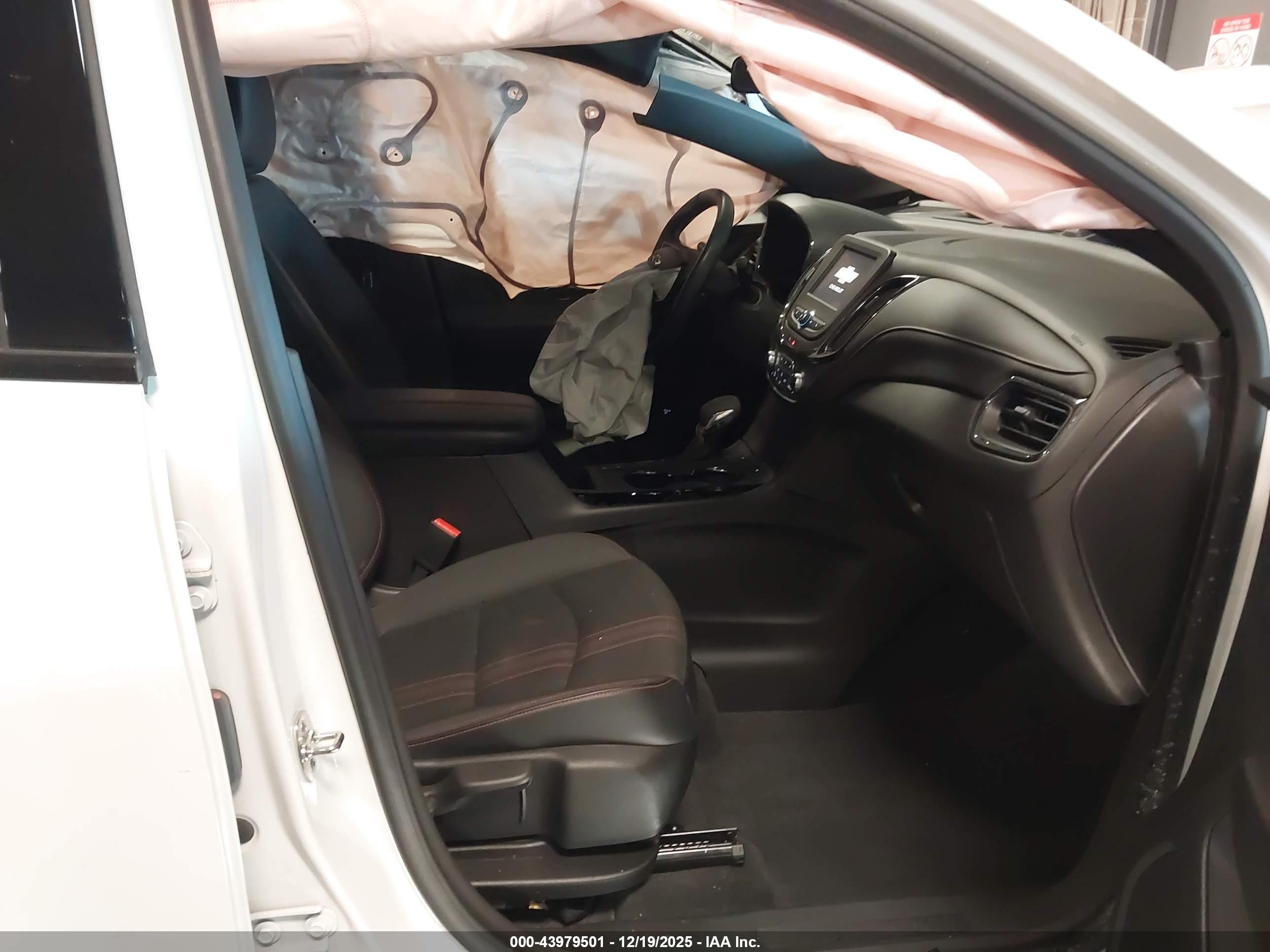 CHEVROLET EQUINOX image 5