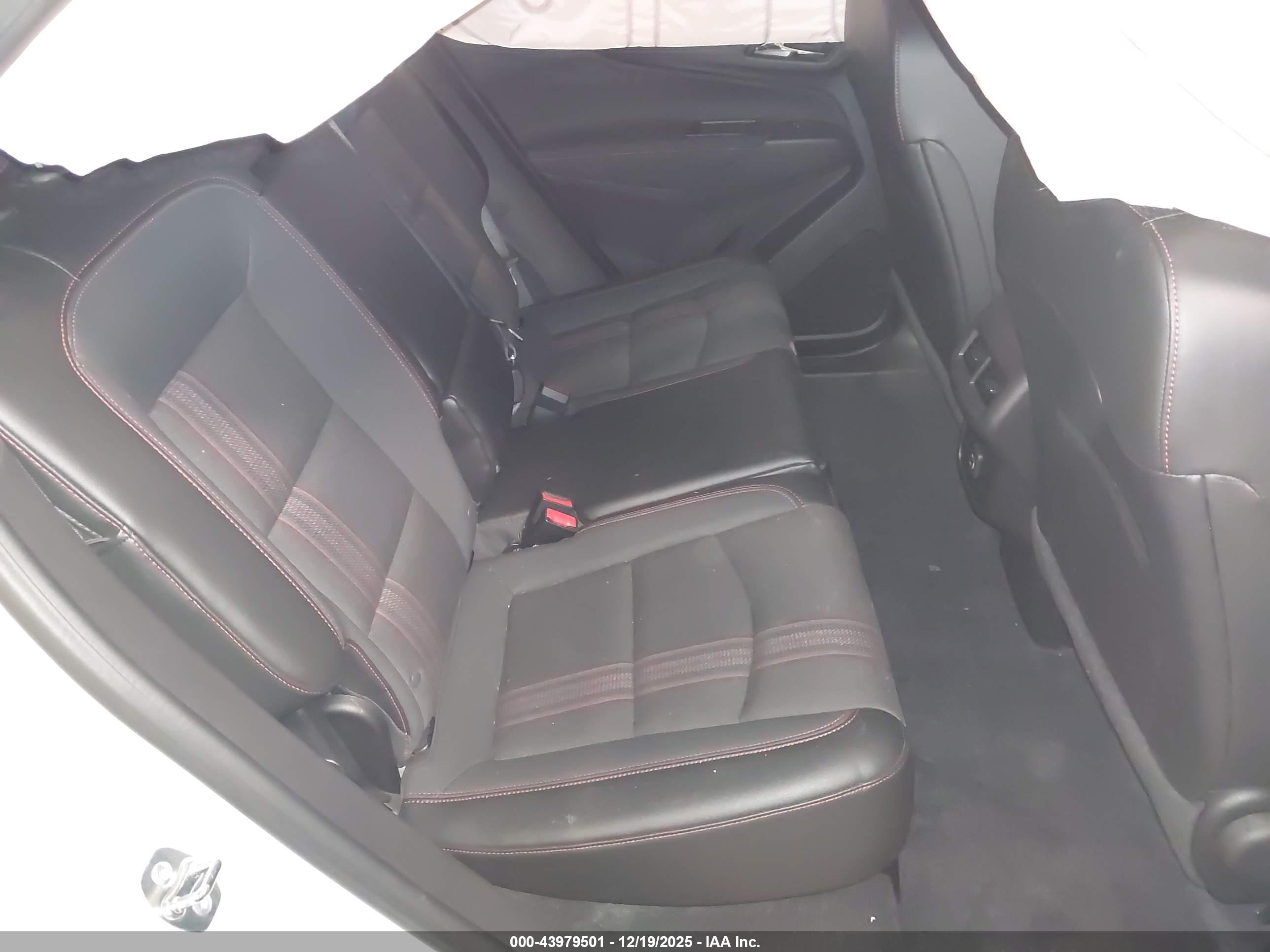 CHEVROLET EQUINOX image 8