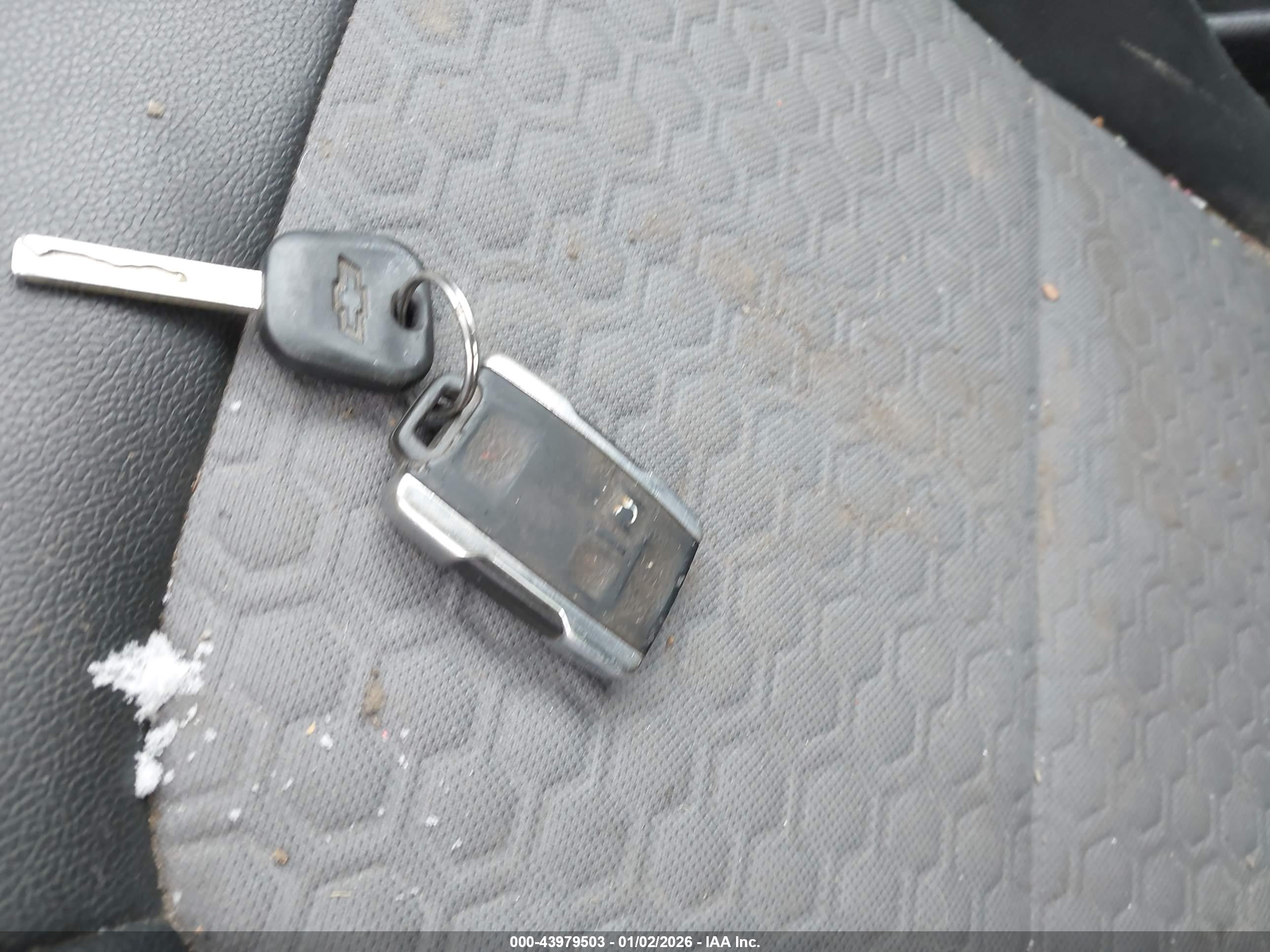 CHEVROLET COLORADO image 11