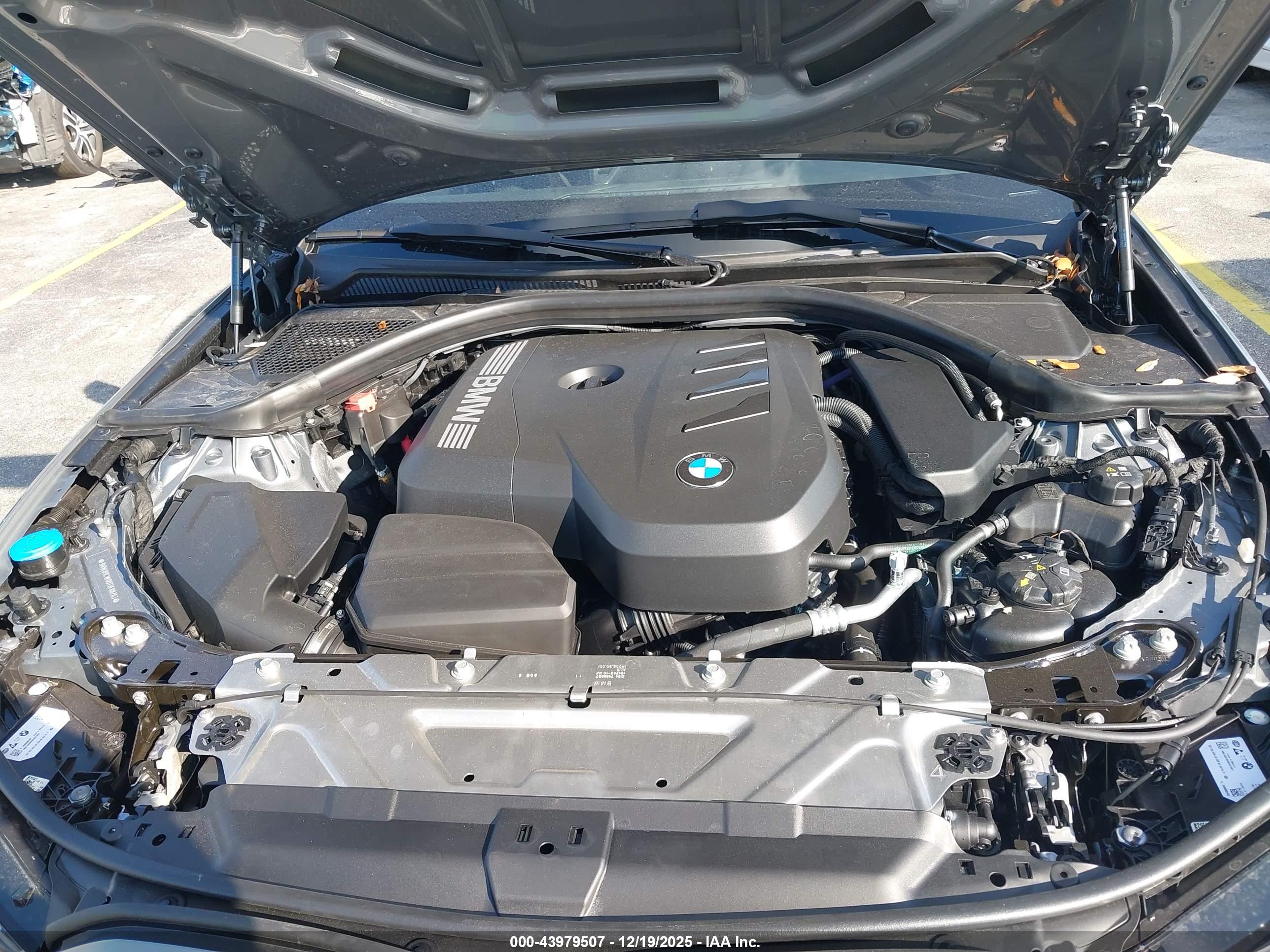 BMW 330I image 10