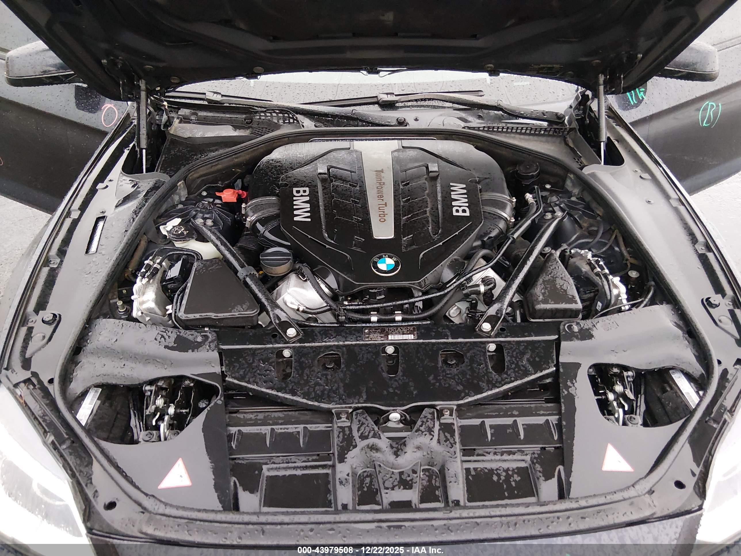 BMW 650I image 10