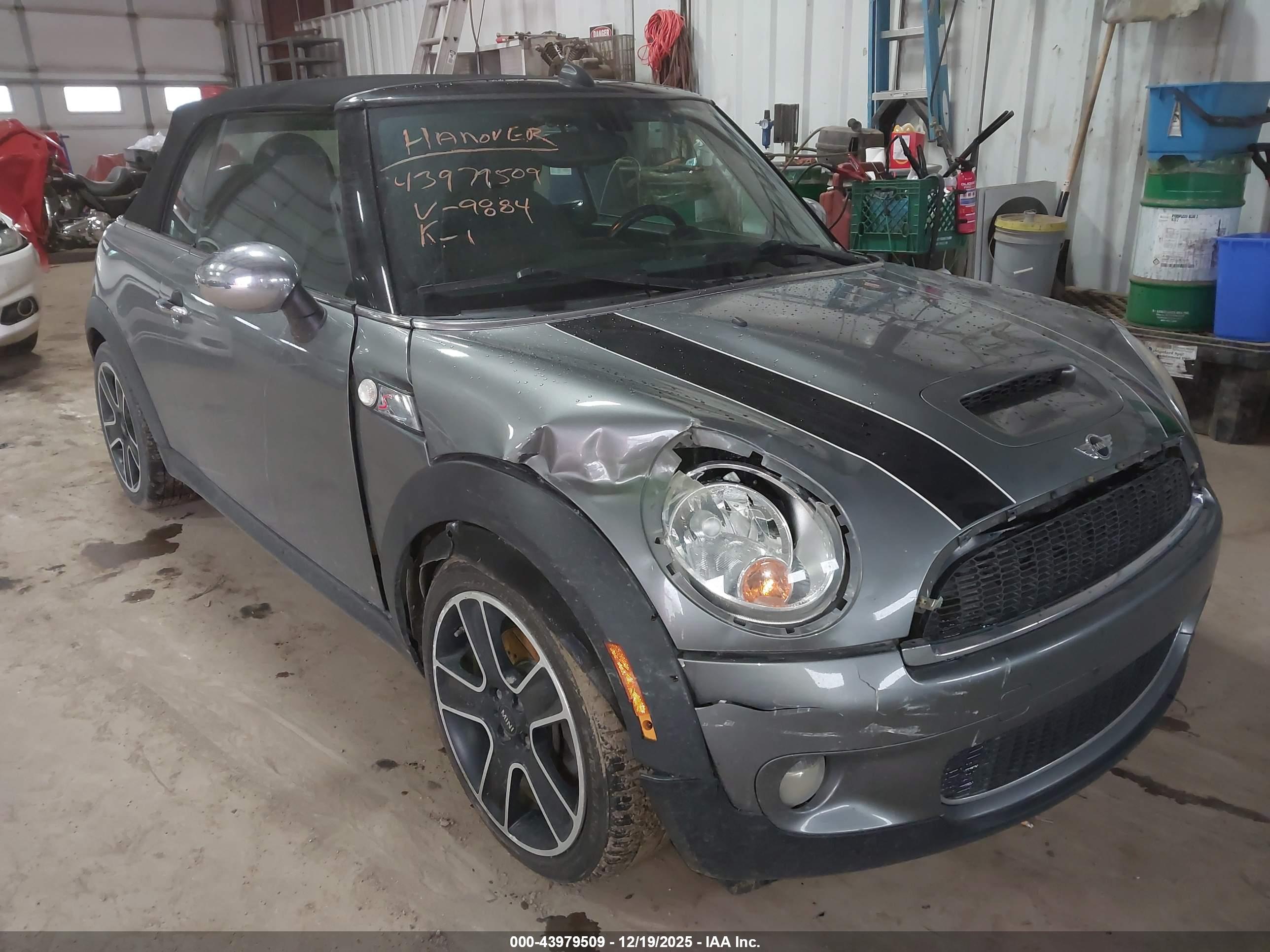 MINI COOPER image 6