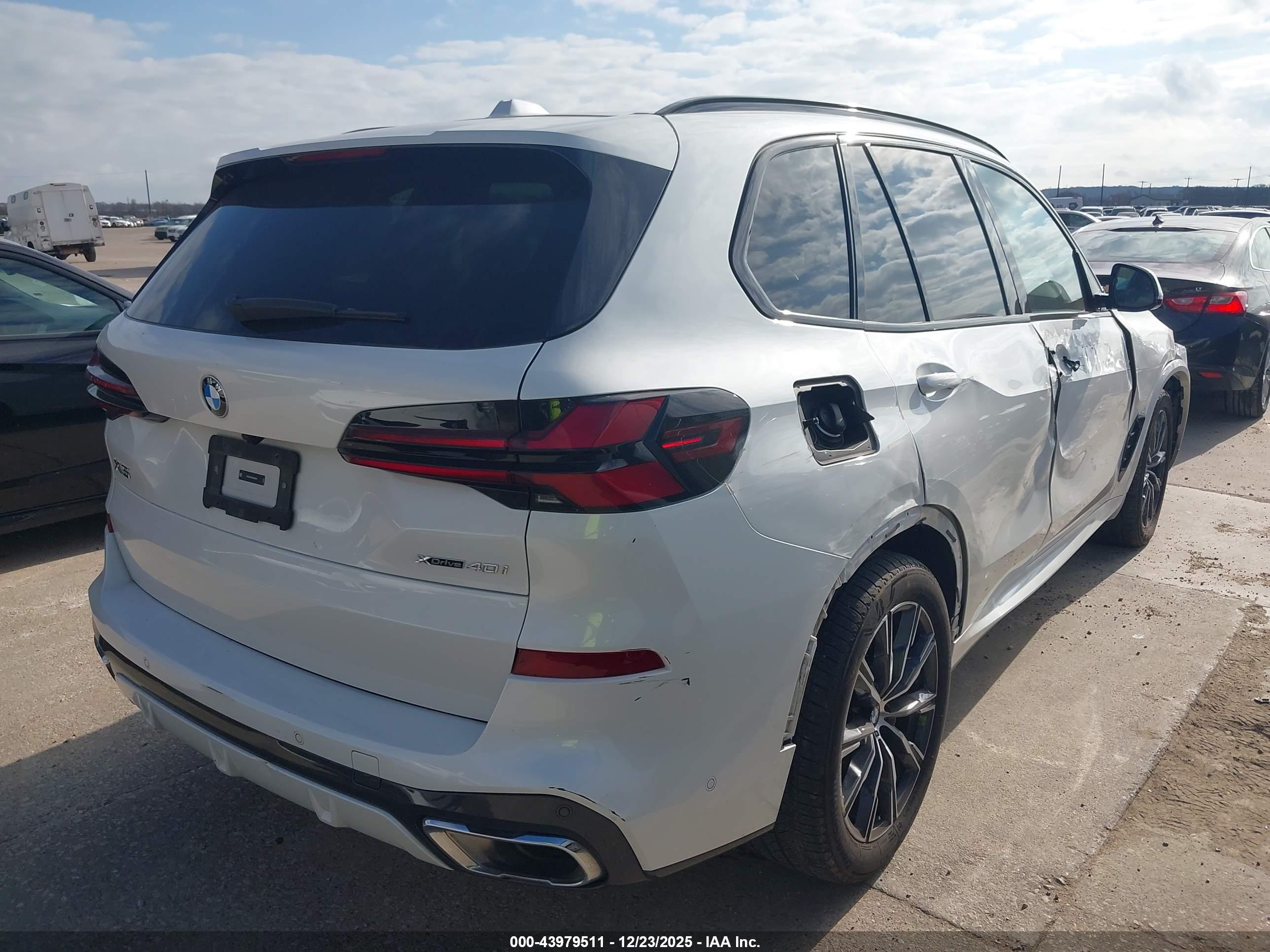 BMW X5 image 4