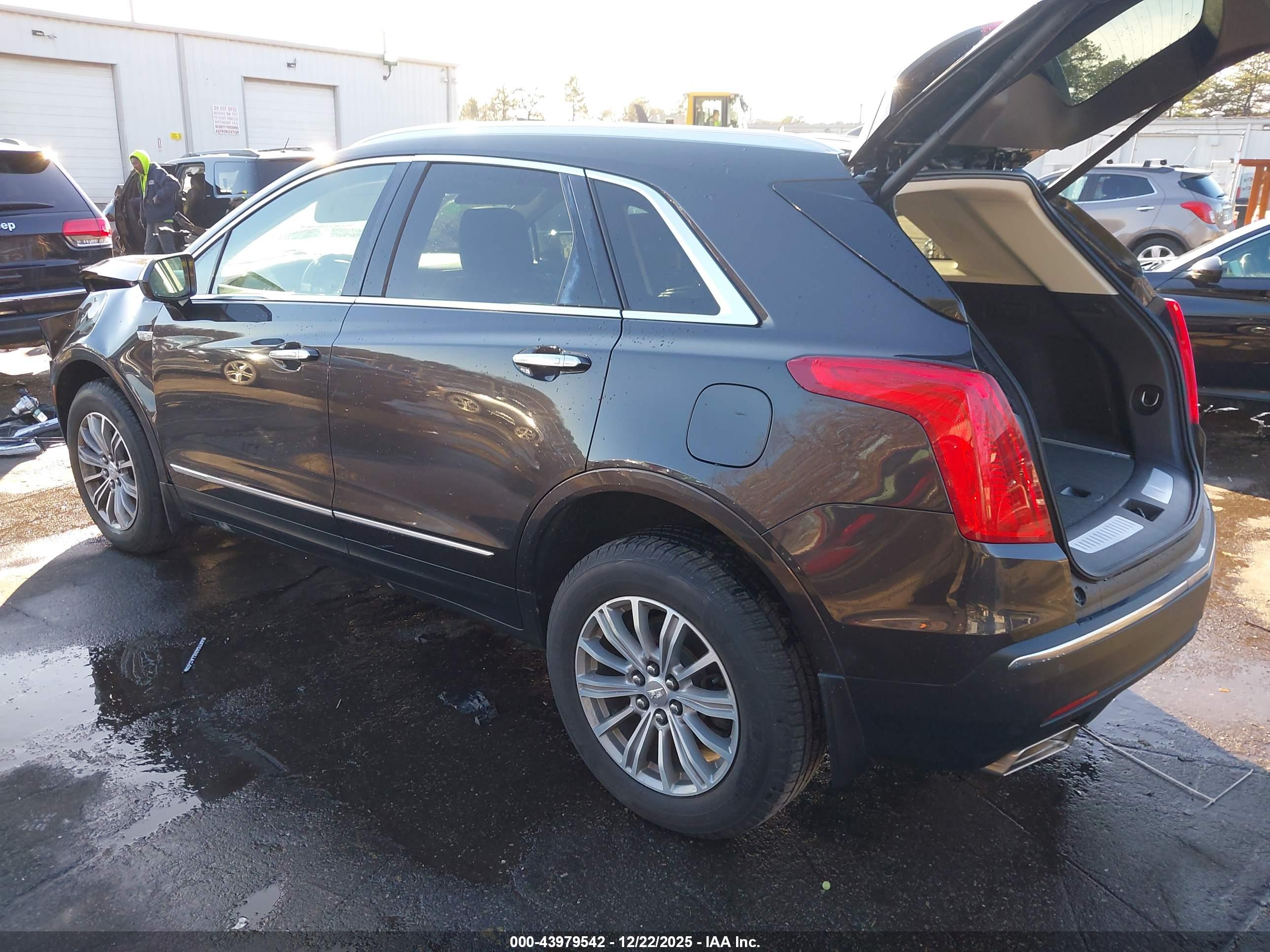 CADILLAC XT5 image 3