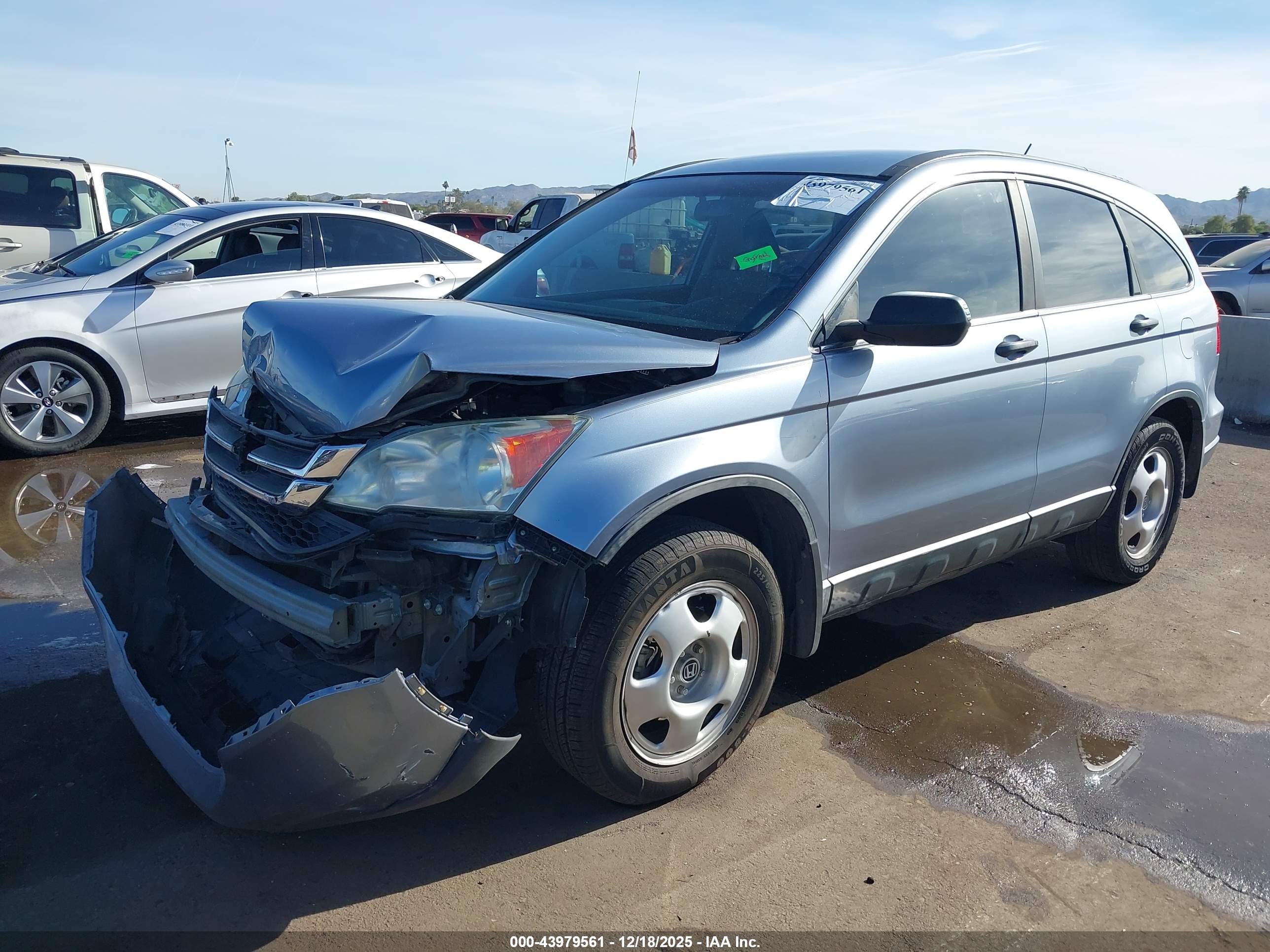 HONDA CR-V image 2