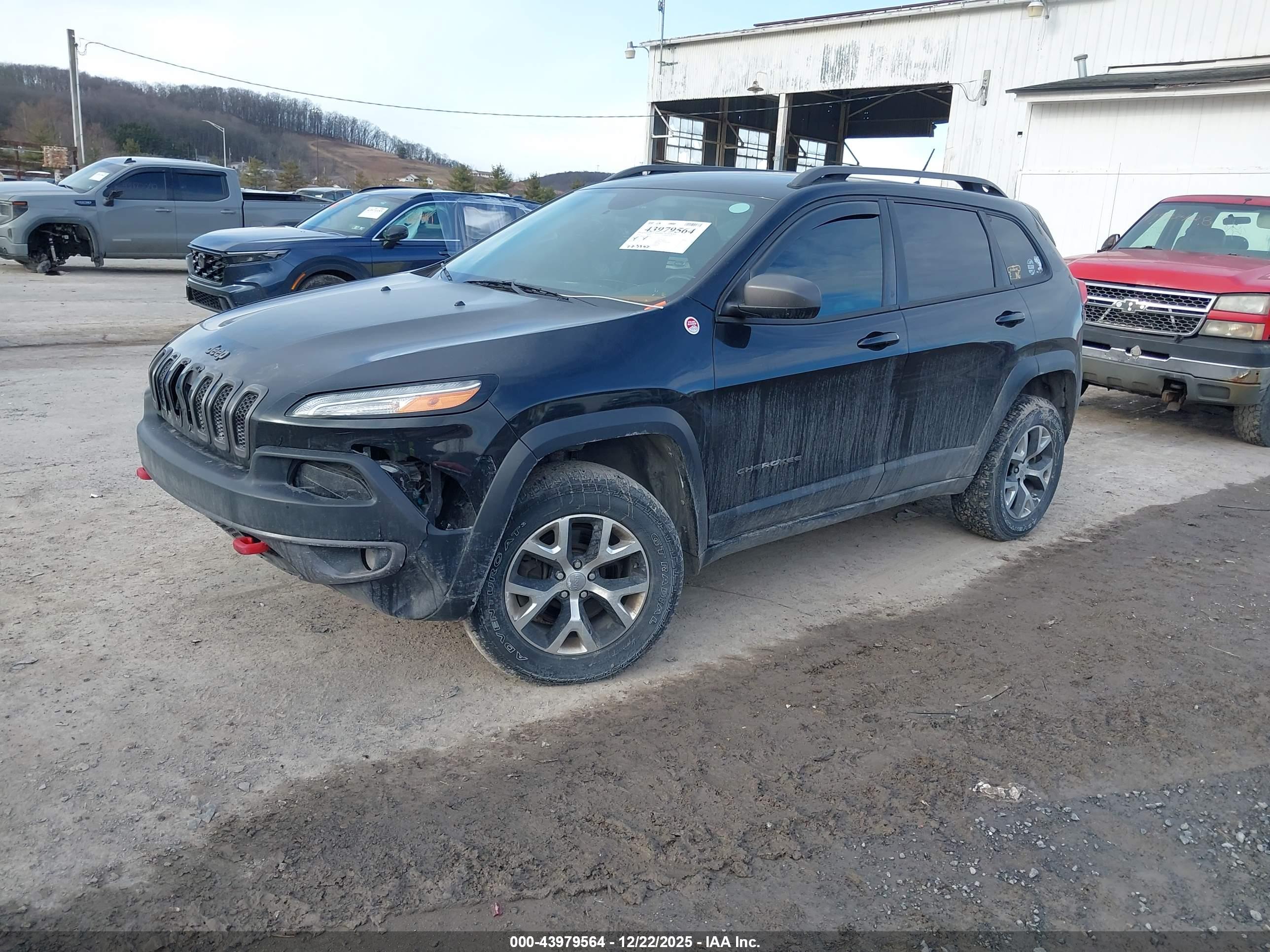 JEEP CHEROKEE image 2
