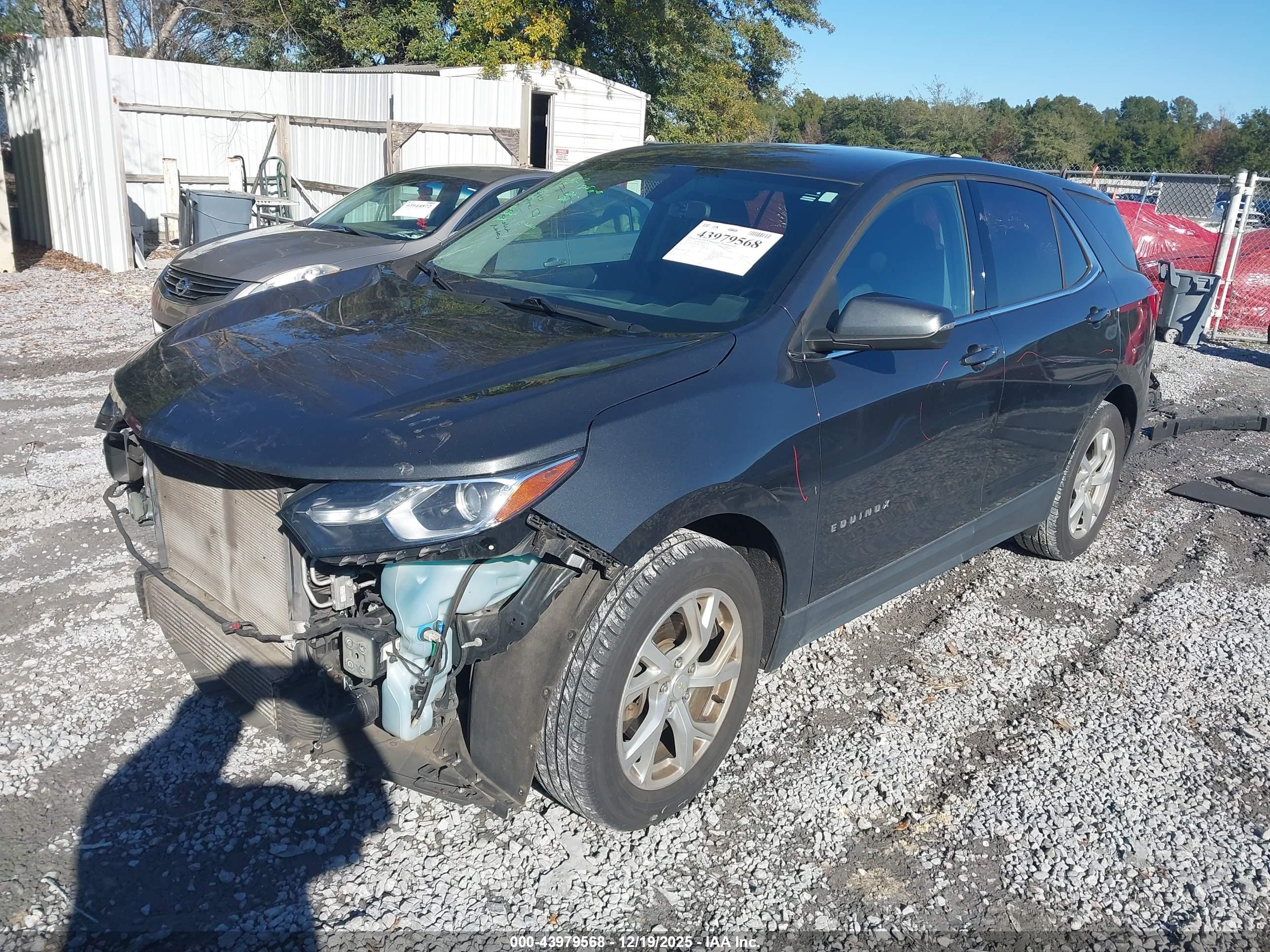 CHEVROLET EQUINOX image 2