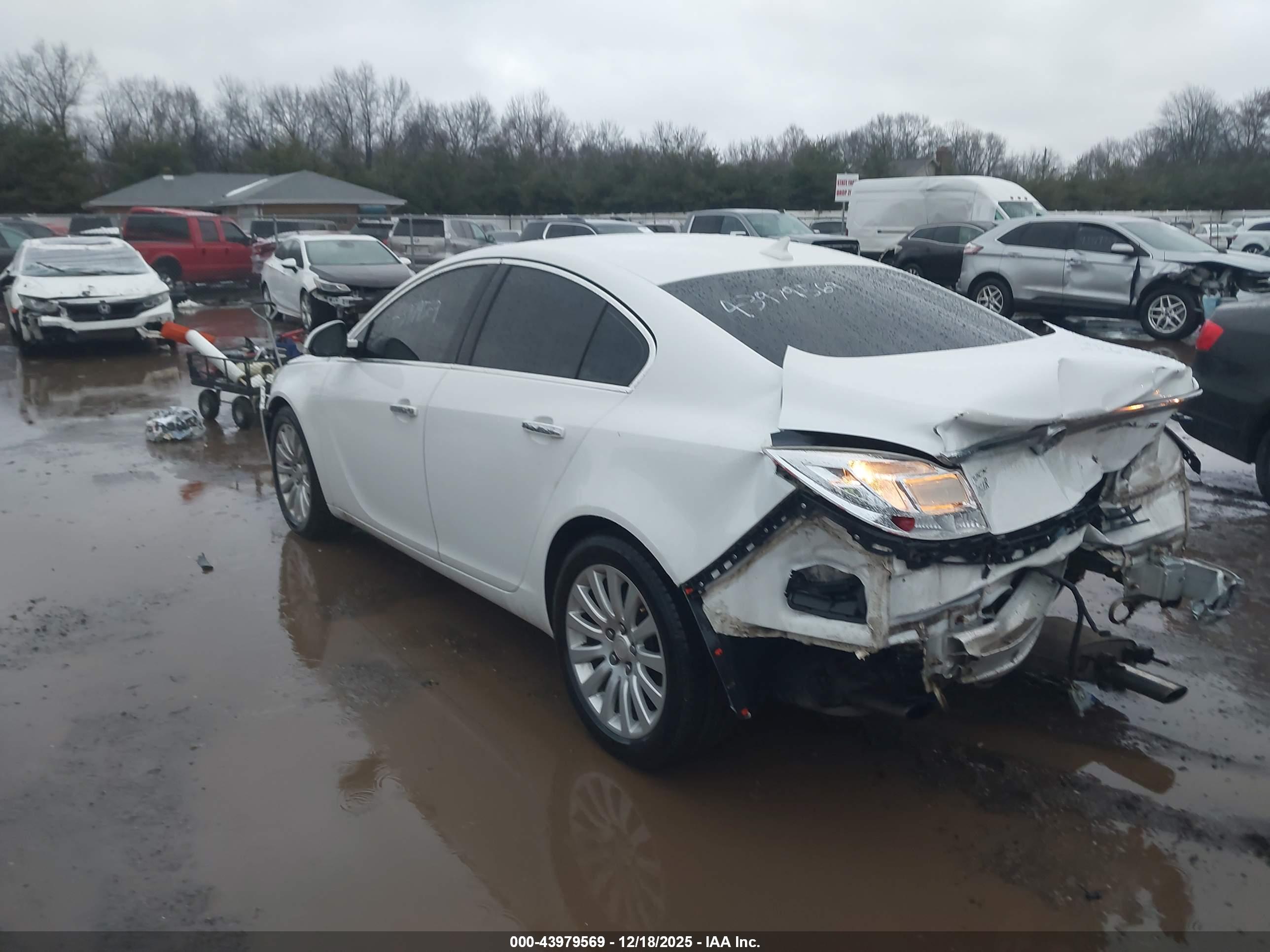 BUICK REGAL image 3