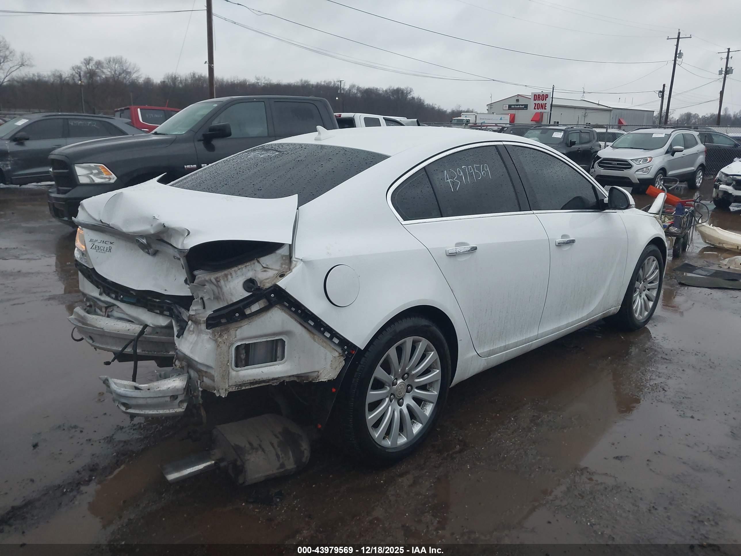 BUICK REGAL image 4