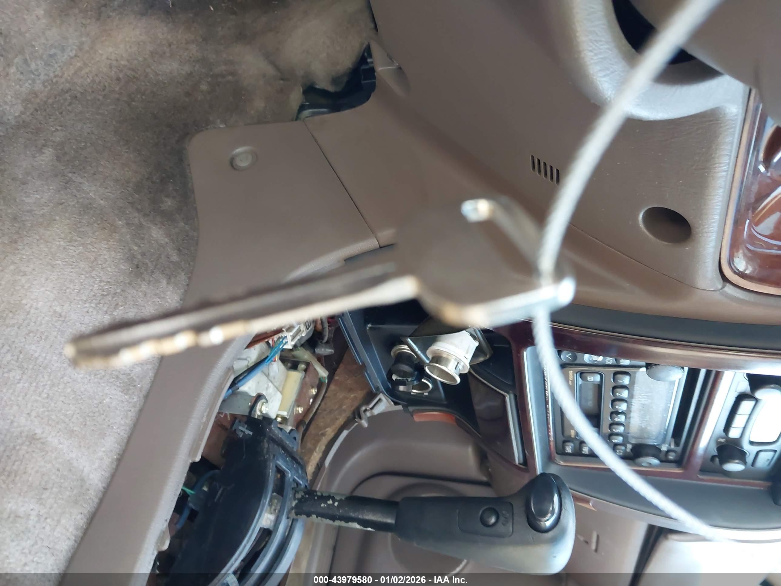 TOYOTA 4RUNNER image 11