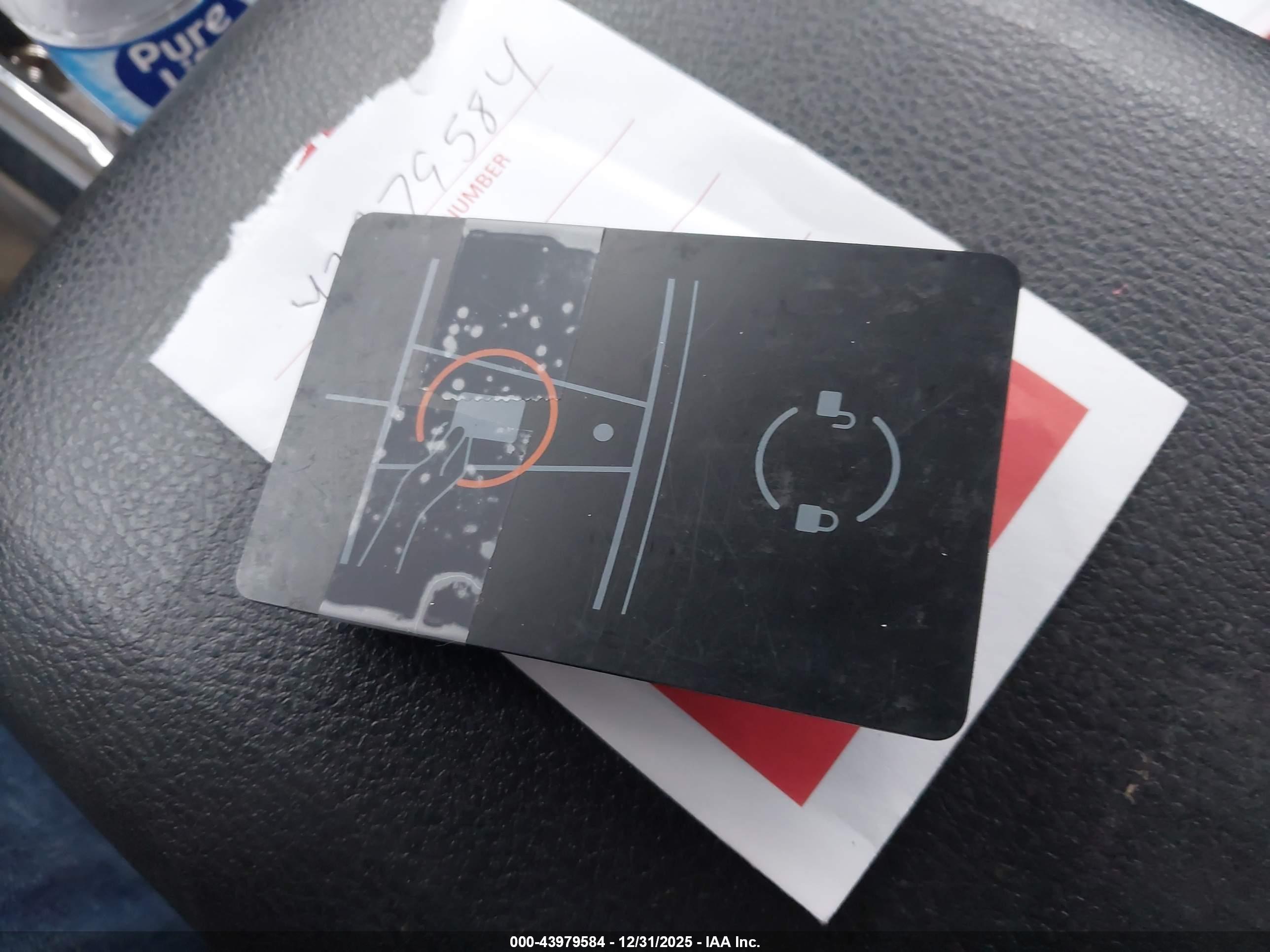 TESLA MODEL image 11