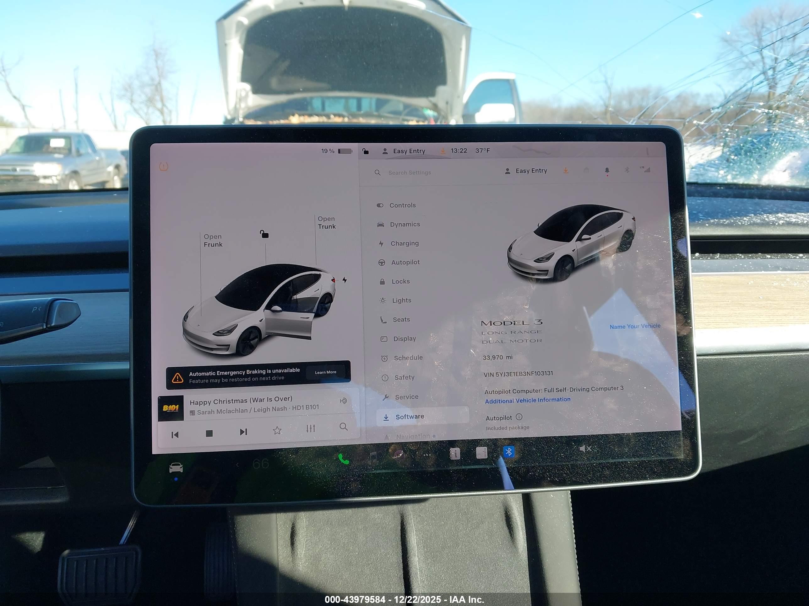 TESLA MODEL image 7