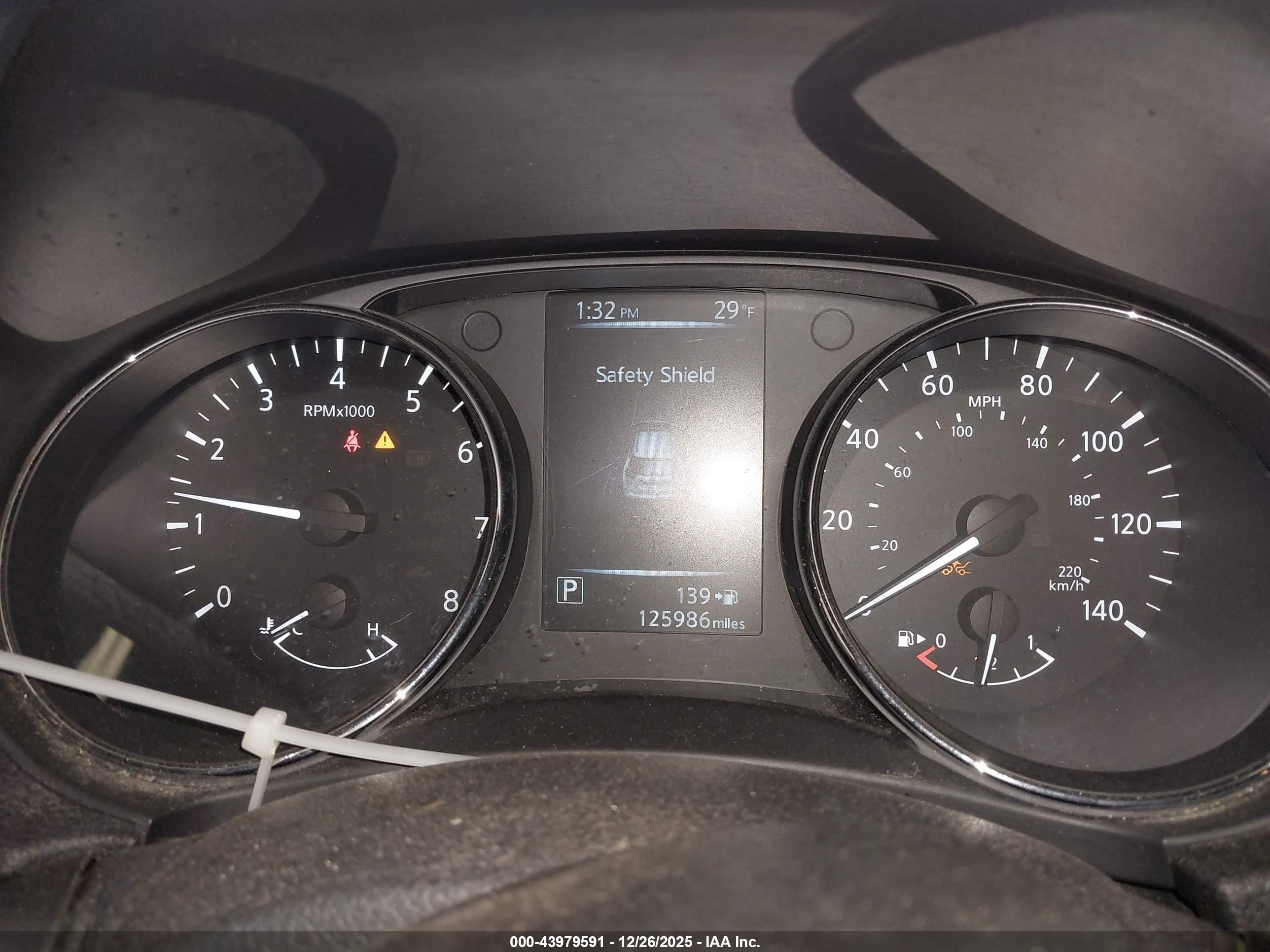 NISSAN ROGUE image 7
