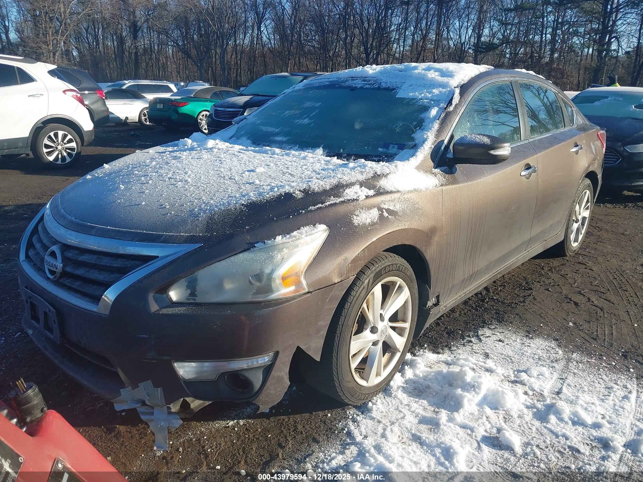 NISSAN ALTIMA image 2