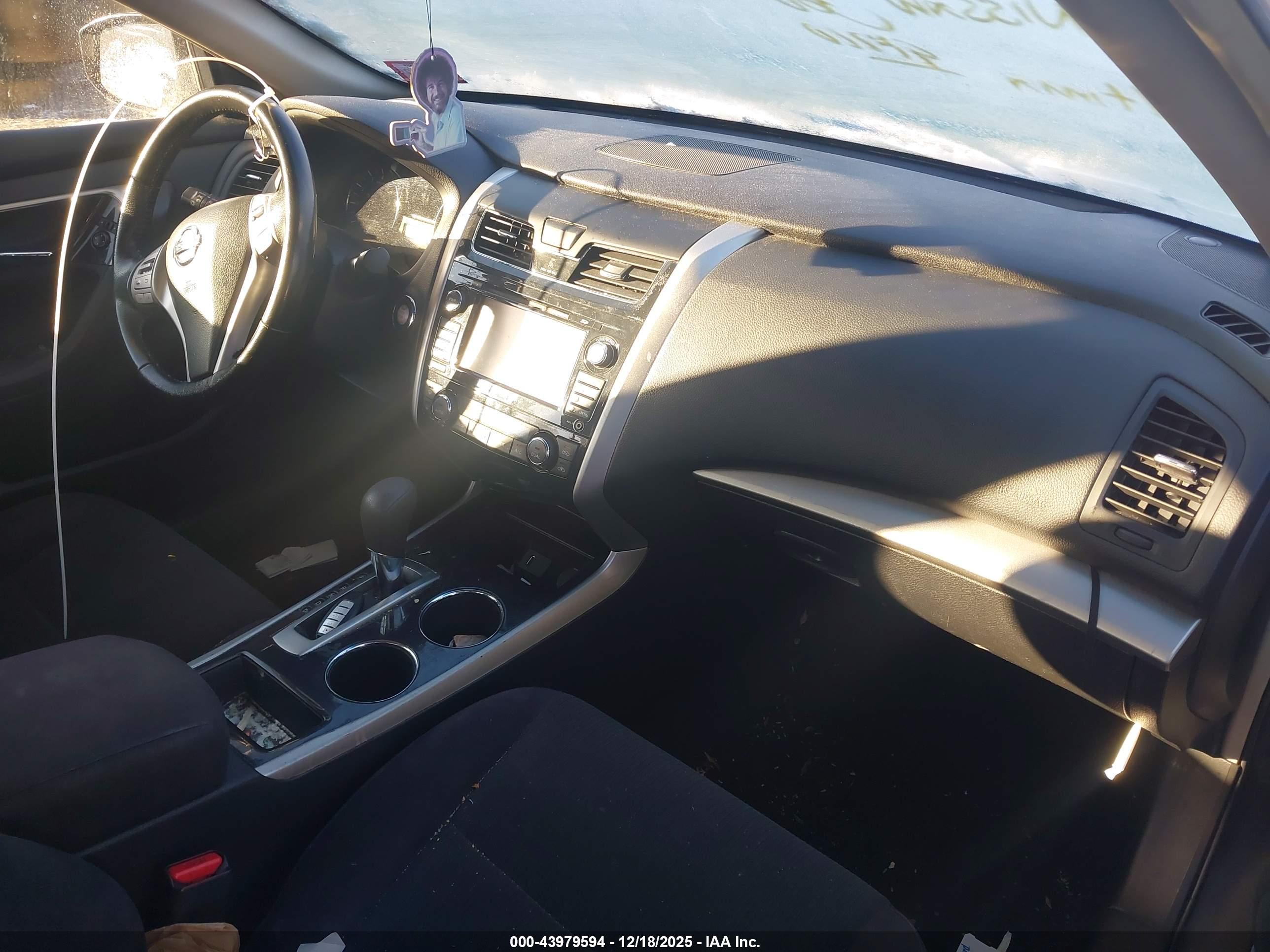NISSAN ALTIMA image 5