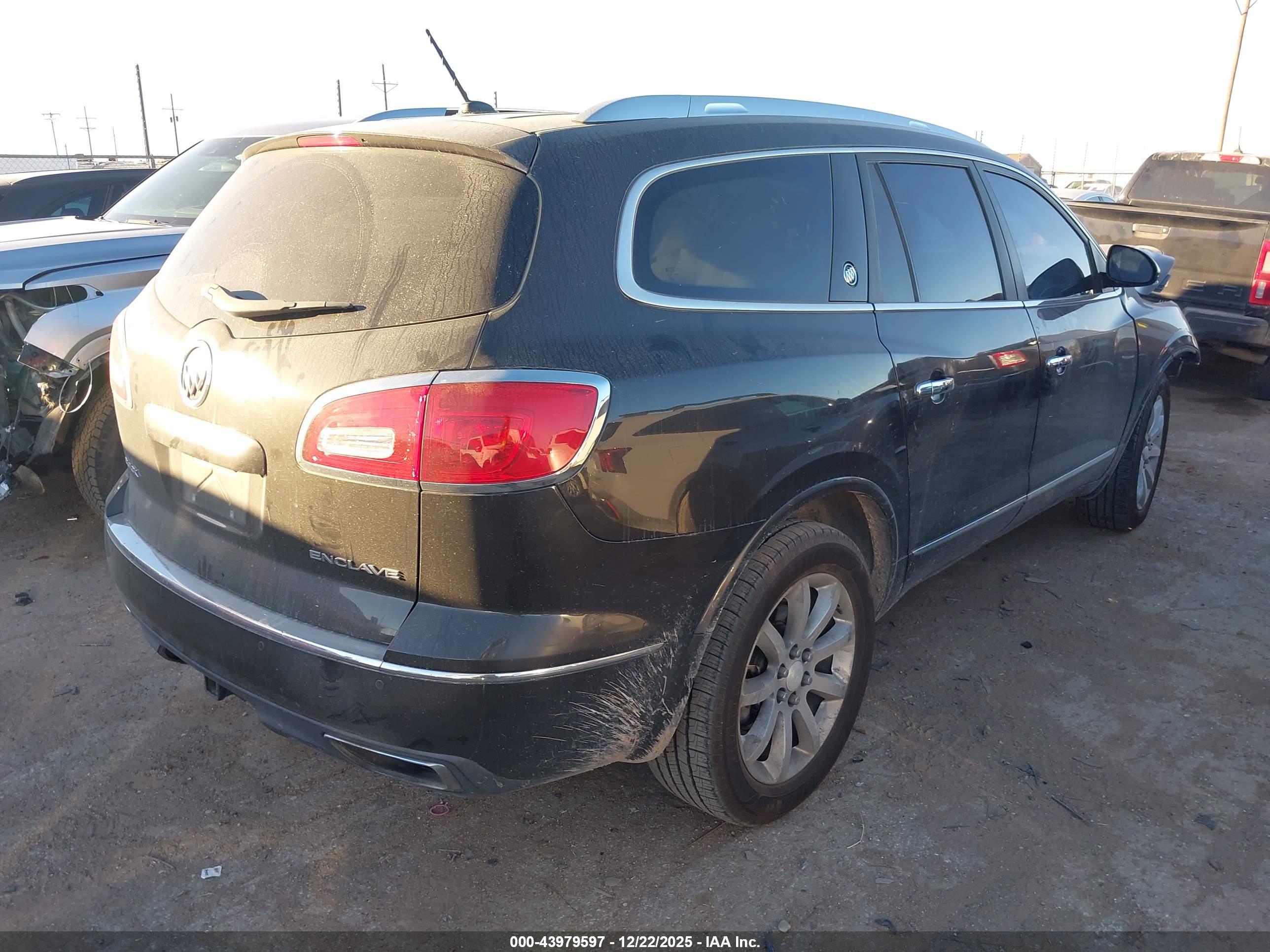BUICK ENCLAVE image 4