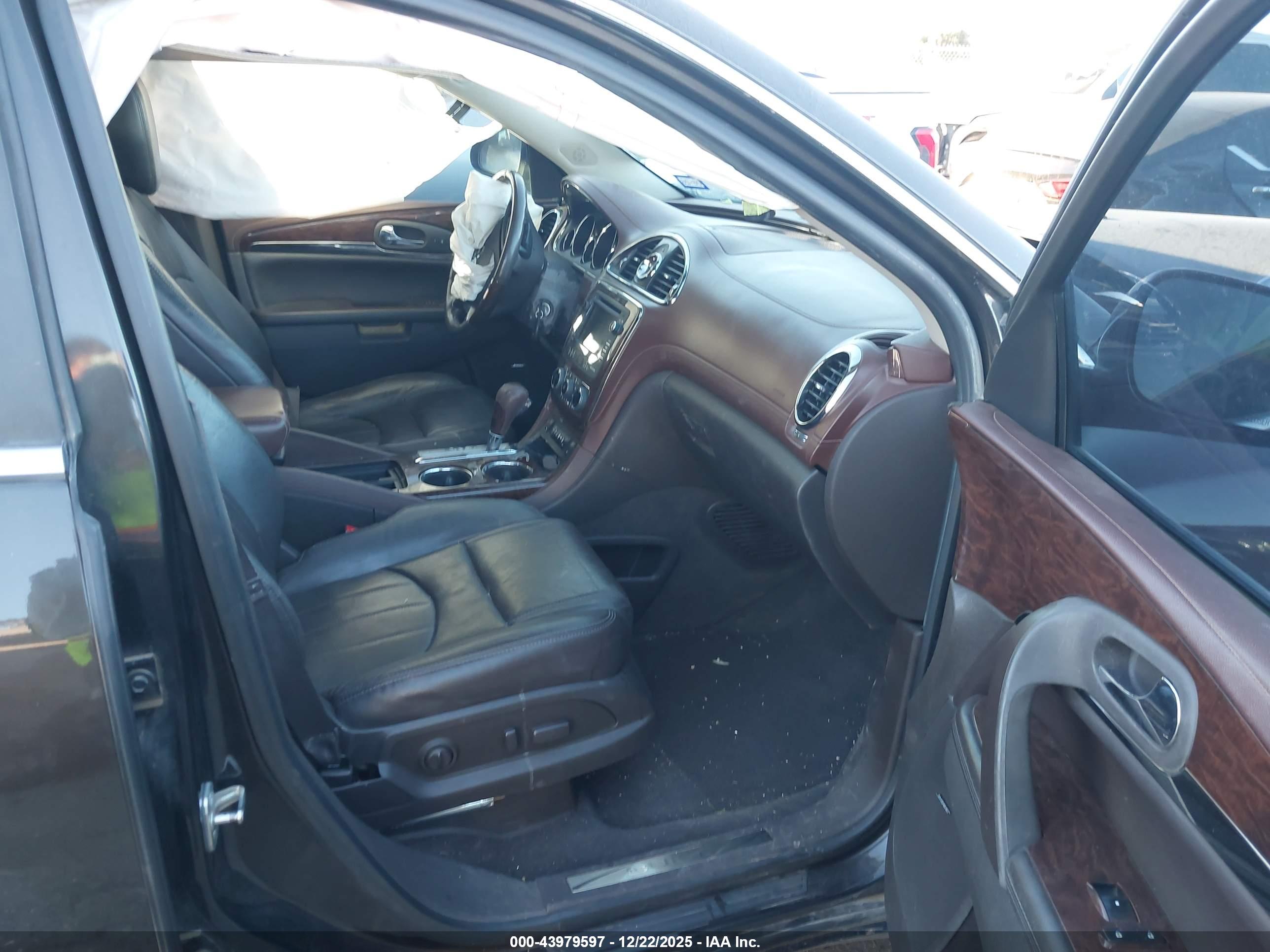 BUICK ENCLAVE image 5